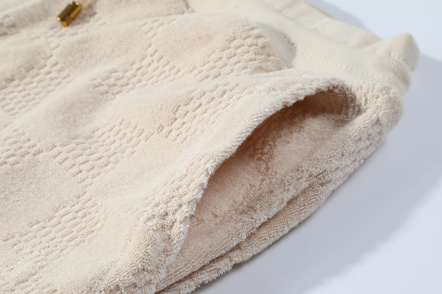 LOUIS VUITTON 路易威登 LV毛巾棋盘格暗纹 短裤 牛仔休闲裤 裤子 五分裤 卡其 1AHUVK