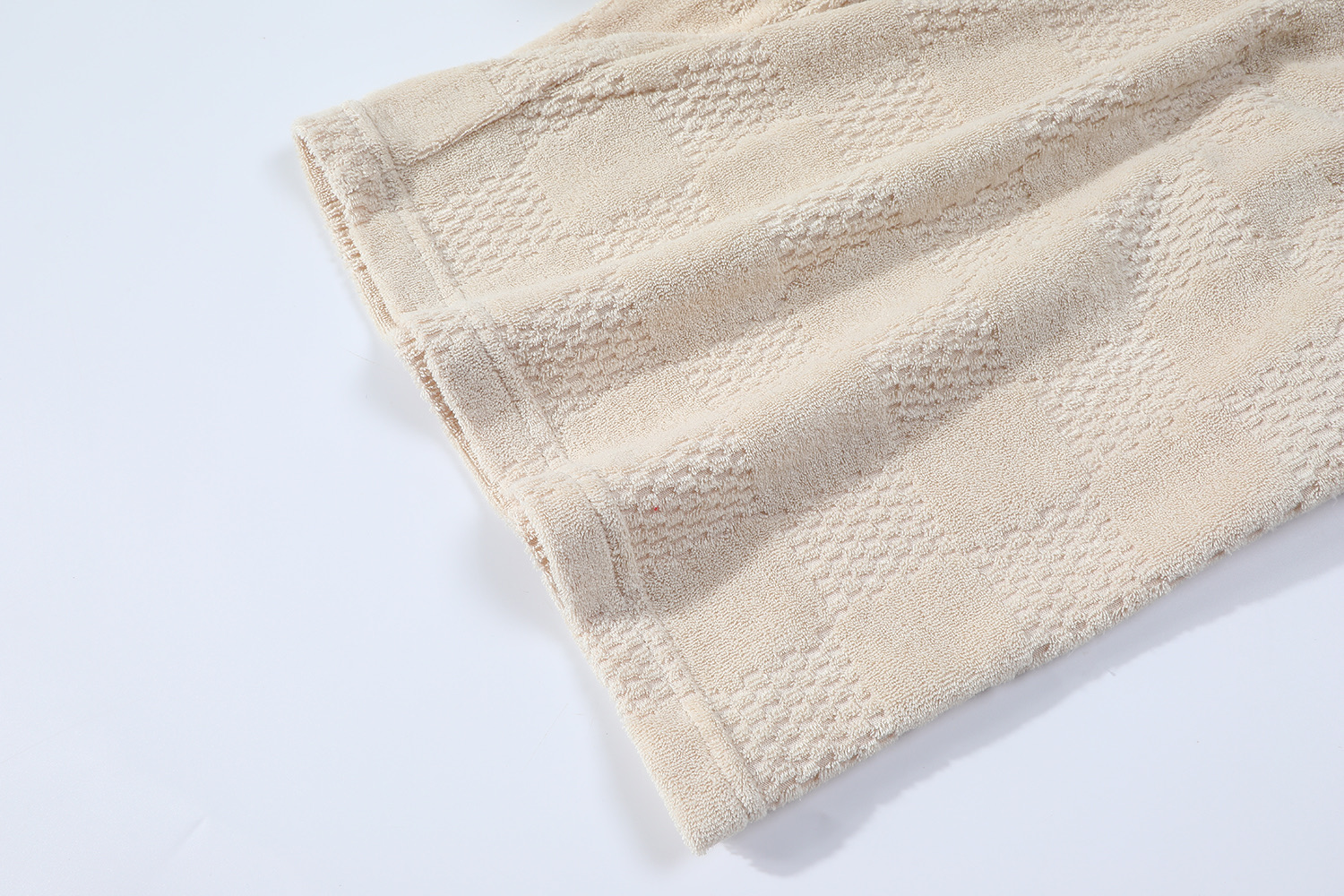 LOUIS VUITTON 路易威登 LV毛巾棋盘格暗纹 短裤 牛仔休闲裤 裤子 五分裤 卡其 1AHUVK