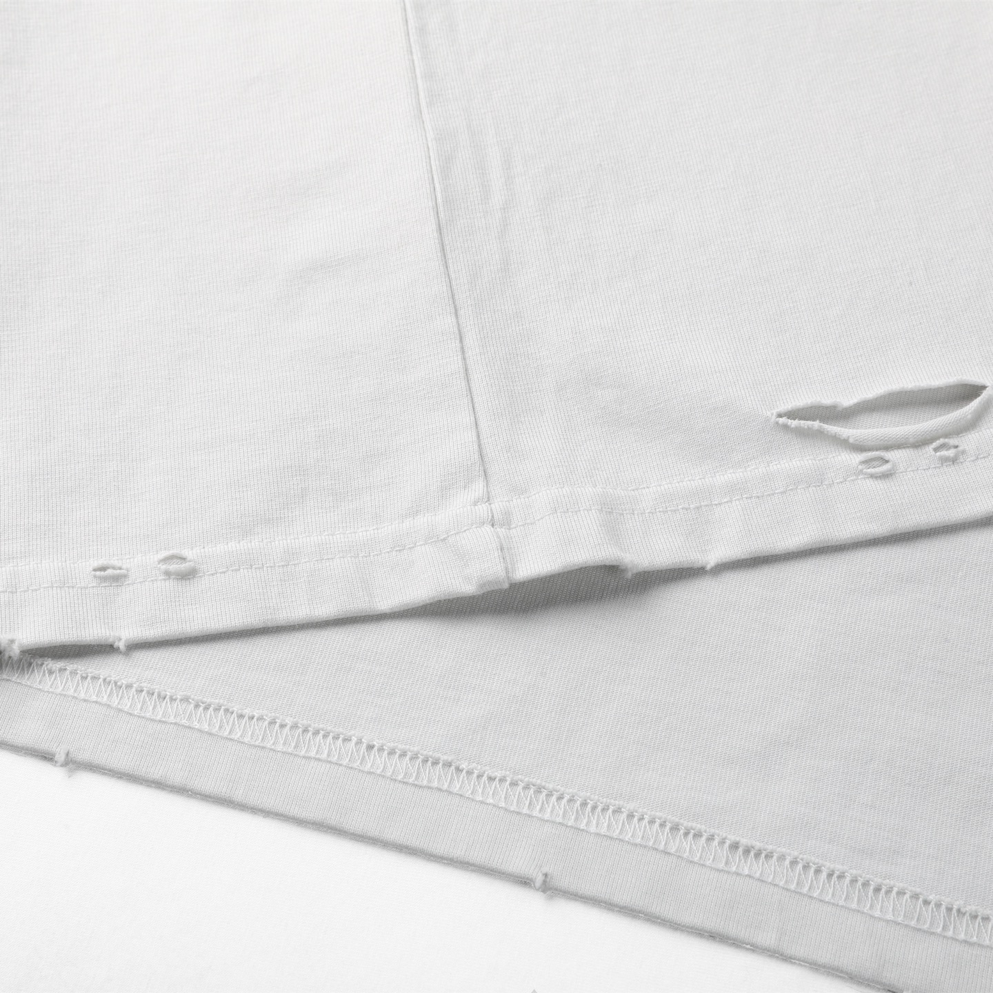 Balenciaga 巴黎世家 金闪粉 印花短袖 T恤 圆领 短款 夏季 白色A5 824285-TSVC5-9012