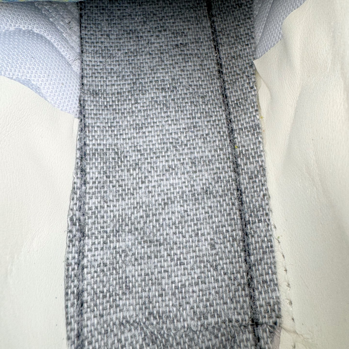 PUMA  Speedcat  圆头系带 二层绒面皮防滑耐磨 低筒 舒适时尚 赛车 跑步鞋 休闲鞋 波鞋 云端白 403902-01