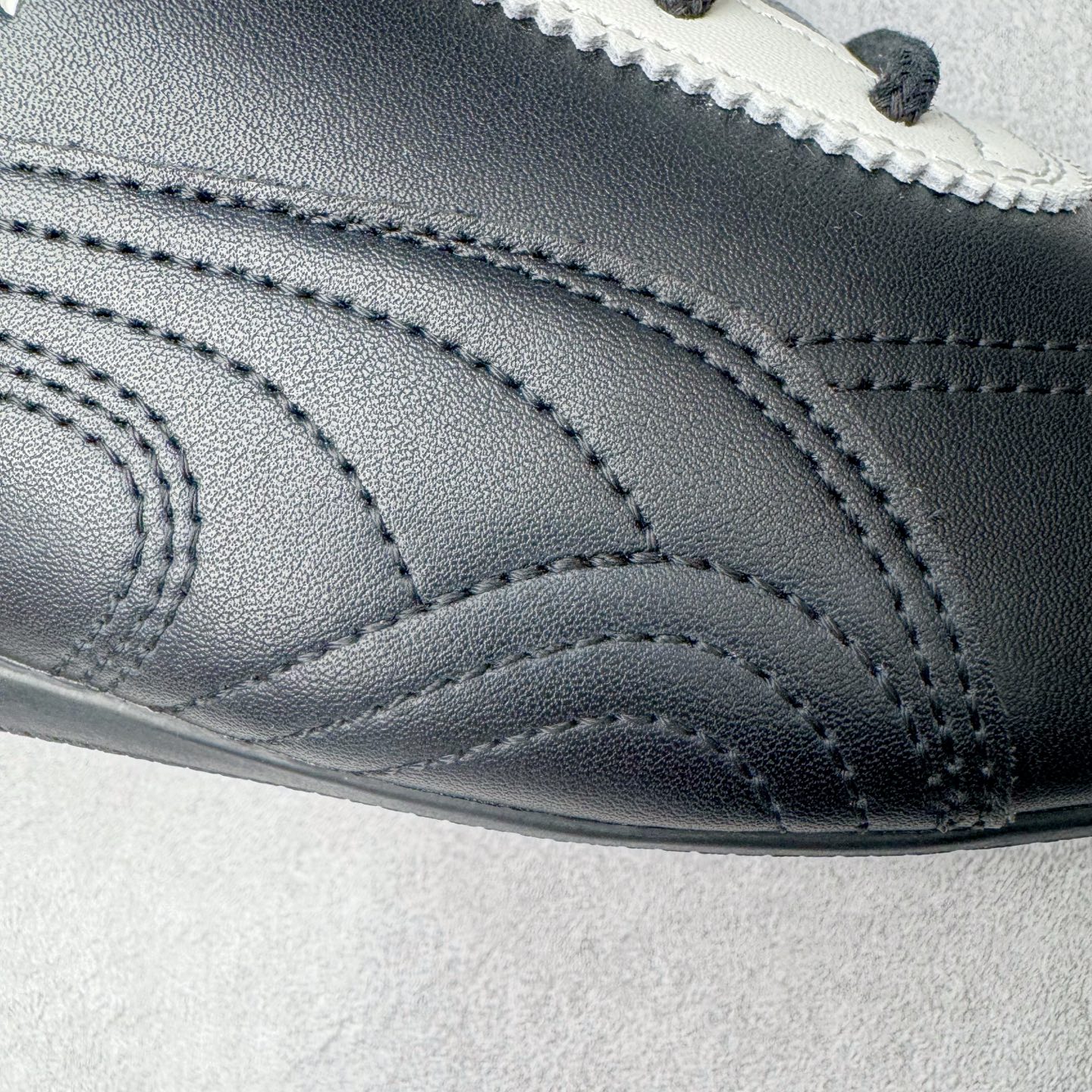 PUMA  Speedcat  圆头系带 二层绒面皮防滑耐磨 低筒 舒适时尚 赛车 跑步鞋 休闲鞋 波鞋 黑皮