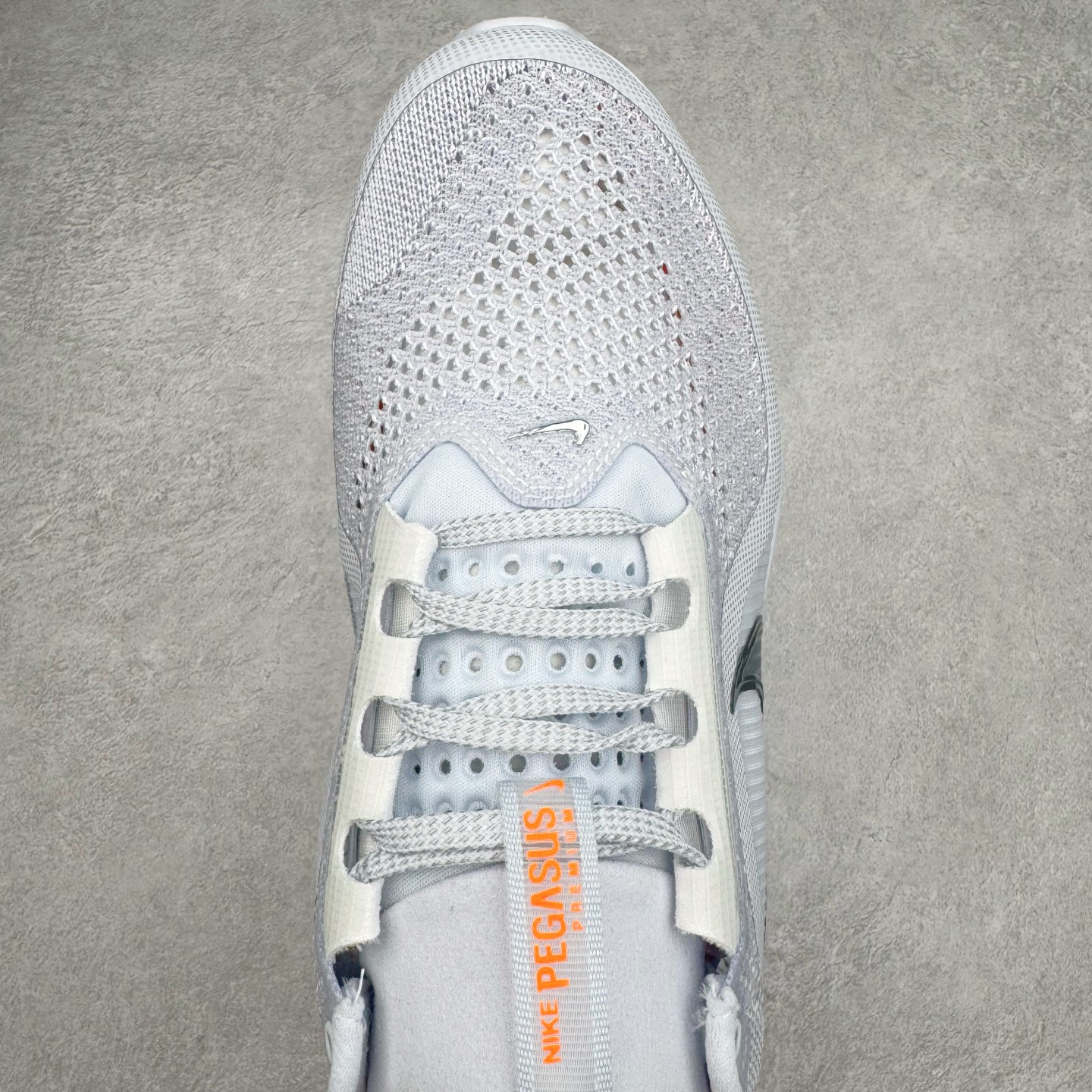 Nike Pegasus Premium 低筒 简约舒适 织物网布耐磨减震防滑 休闲城市通勤体测体考竞速训练跑步鞋 男女同款 灰白橙 HQ2592-002