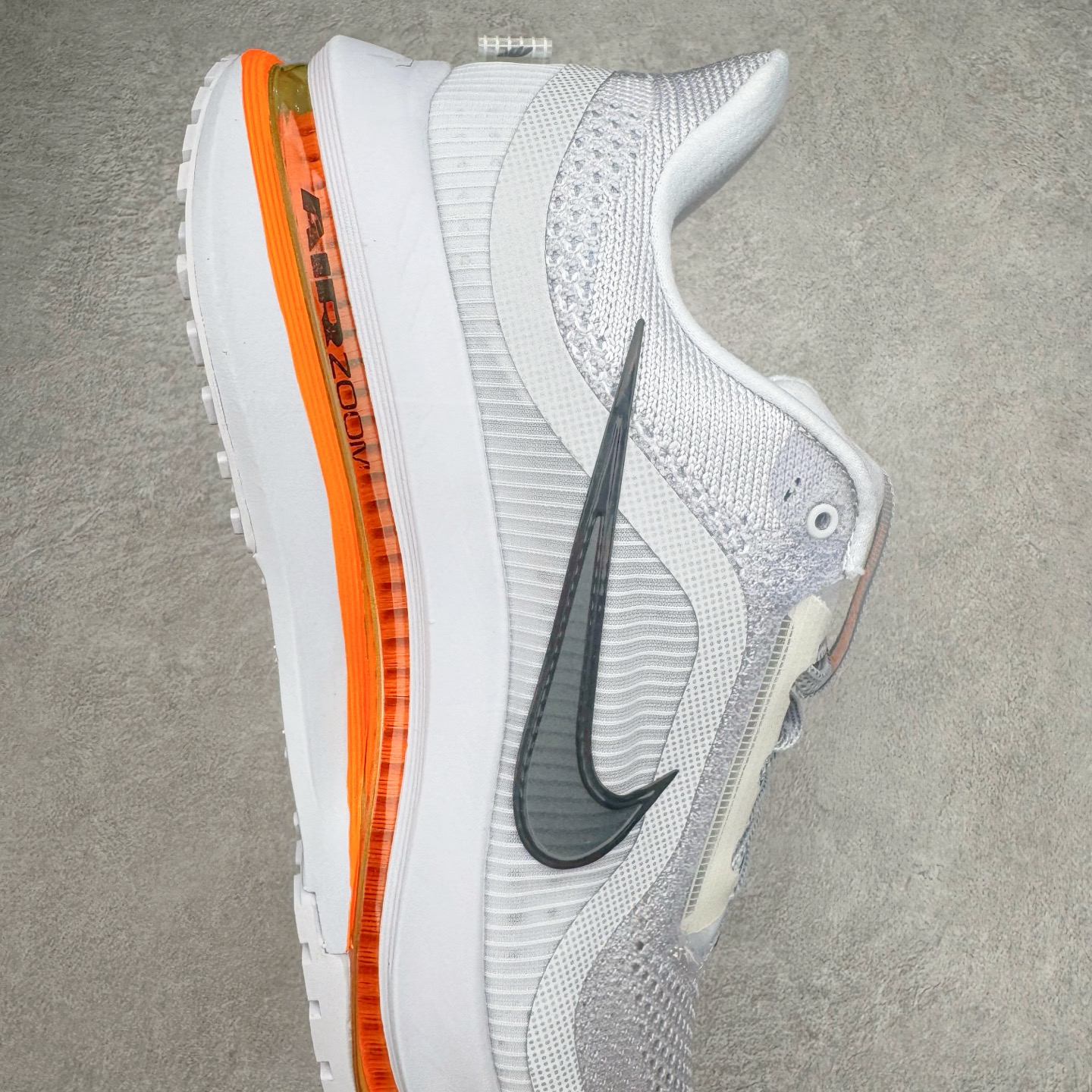 Nike Pegasus Premium 低筒 简约舒适 织物网布耐磨减震防滑 休闲城市通勤体测体考竞速训练跑步鞋 男女同款 灰白橙 HQ2592-002