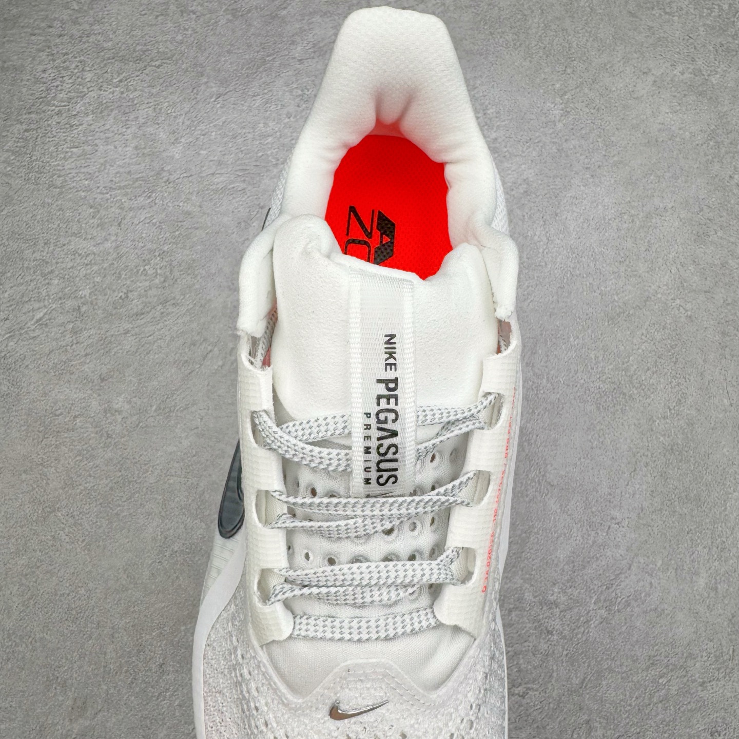 Nike Pegasus Premium 低筒 简约舒适 织物网布耐磨减震防滑 休闲城市通勤体测体考竞速训练跑步鞋 男女同款 白红色 HQ2592-101