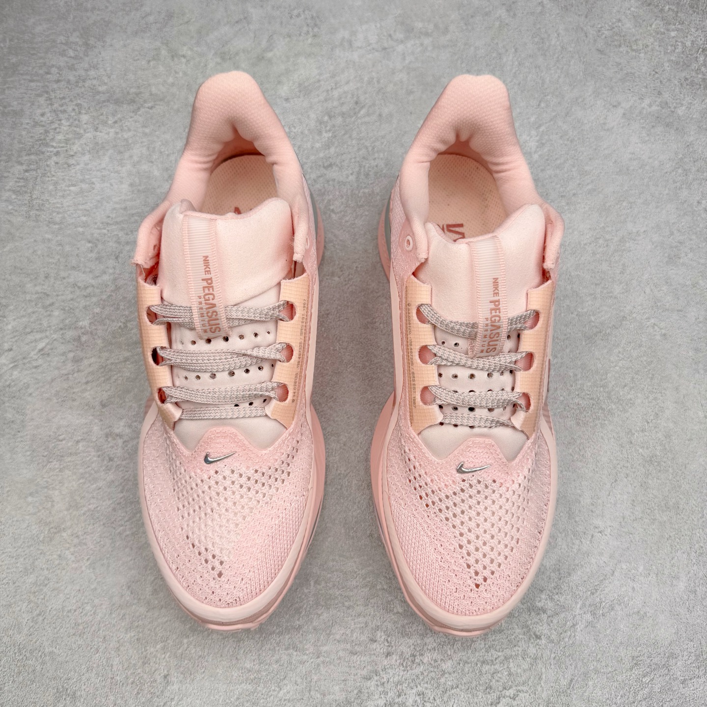 Nike Pegasus Premium 低筒 简约舒适 织物网布耐磨减震防滑 休闲城市通勤体测体考竞速训练跑步鞋 男女同款 粉色 HQ2593-601