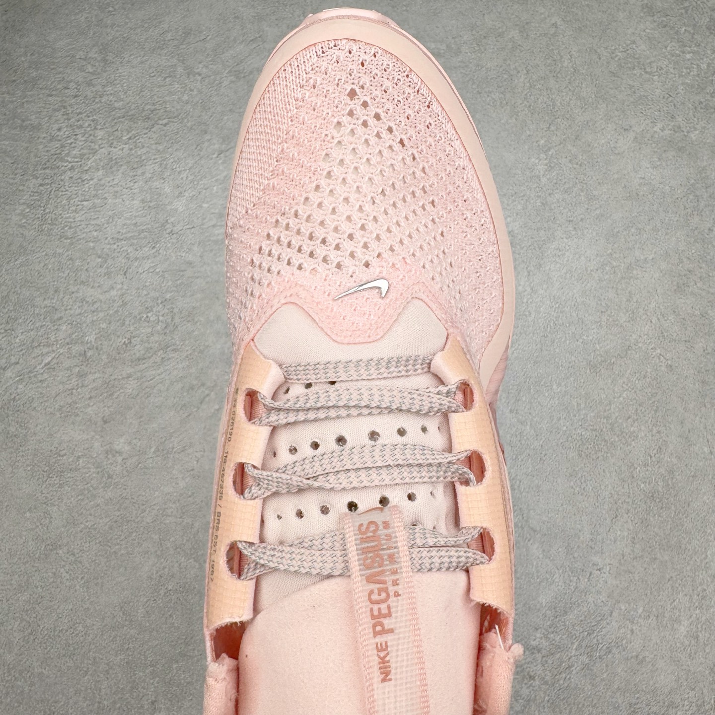 Nike Pegasus Premium 低筒 简约舒适 织物网布耐磨减震防滑 休闲城市通勤体测体考竞速训练跑步鞋 男女同款 粉色 HQ2593-601