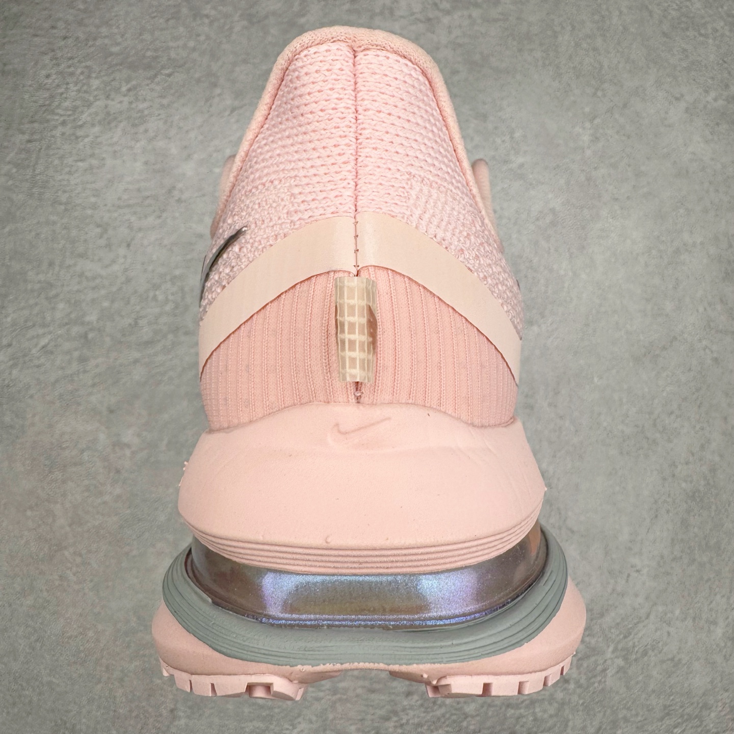 Nike Pegasus Premium 低筒 简约舒适 织物网布耐磨减震防滑 休闲城市通勤体测体考竞速训练跑步鞋 男女同款 粉色 HQ2593-601