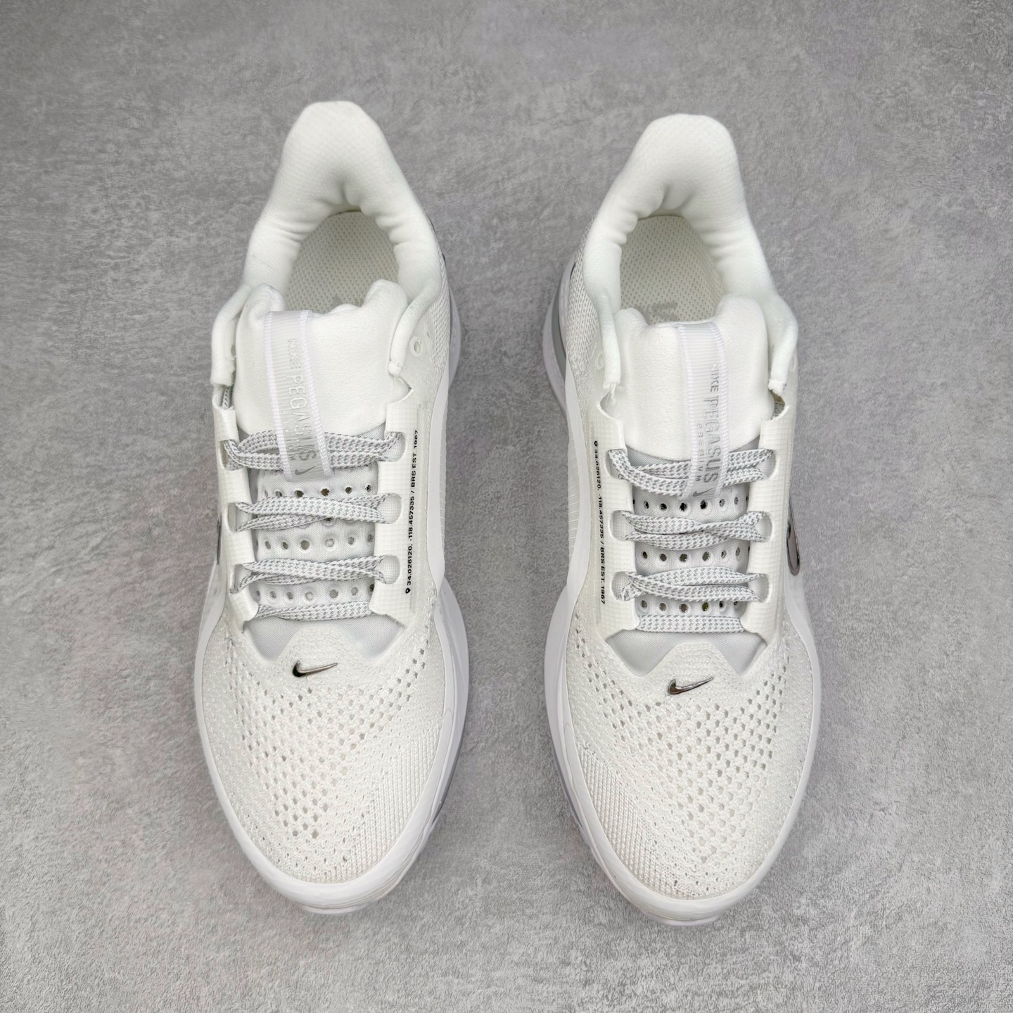 Nike Pegasus Premium 低筒 简约舒适 织物网布耐磨减震防滑 休闲城市通勤体测体考竞速训练跑步鞋 男女同款 白银 HQ2592-102