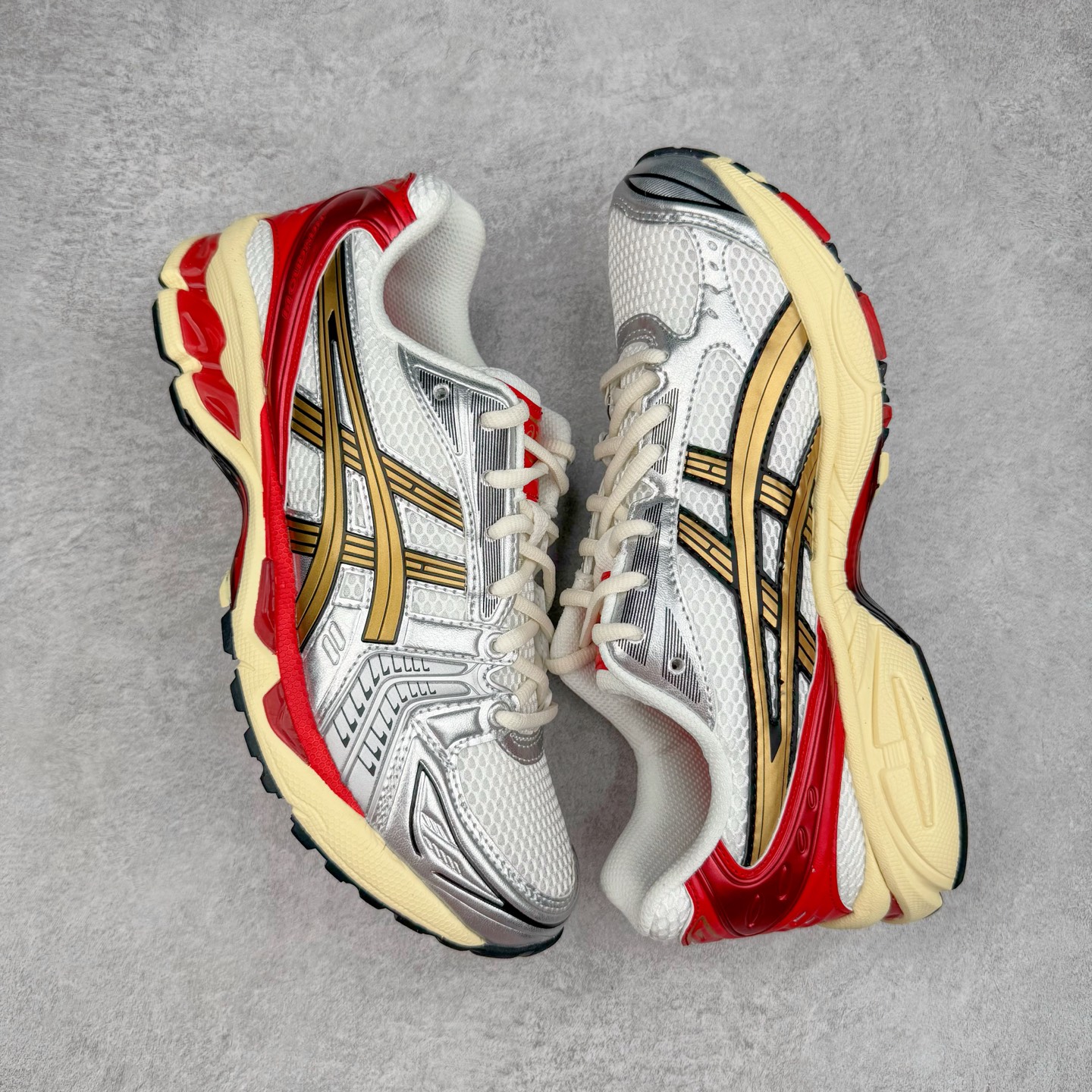 新版 Sneaker Politics ASICS GEL-KAYANO K14 亚瑟士  低筒 减震 户外 运动鞋 跑步鞋  休闲鞋 板鞋 男女同款  银红 1203A692-100