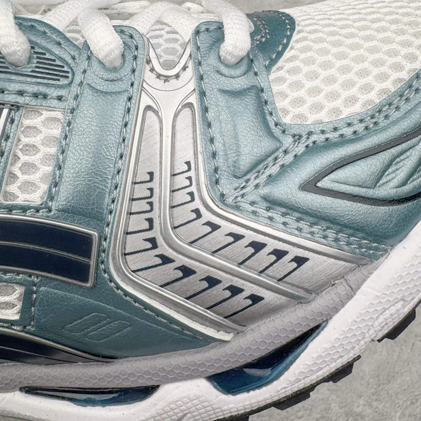 新版ASICS GEL-KAYANO K14 亚瑟士  低筒 减震 户外 运动鞋 跑步鞋  休闲鞋 板鞋 男女同款  白蓝 1203A537-106