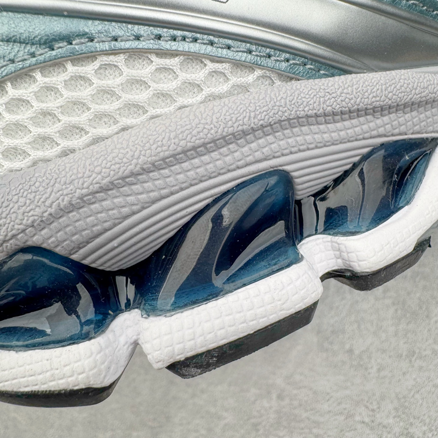 新版ASICS GEL-KAYANO K14 亚瑟士  低筒 减震 户外 运动鞋 跑步鞋  休闲鞋 板鞋 男女同款  白蓝 1203A537-106