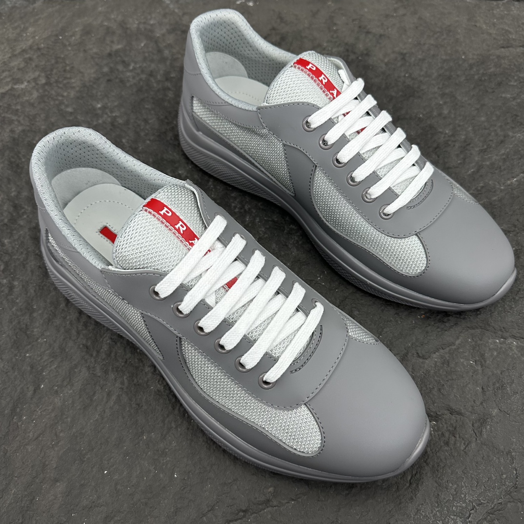 普拉达  Prada America's Cup 系列 雾面皮革和织物面料运动鞋 男女同款 灰色 