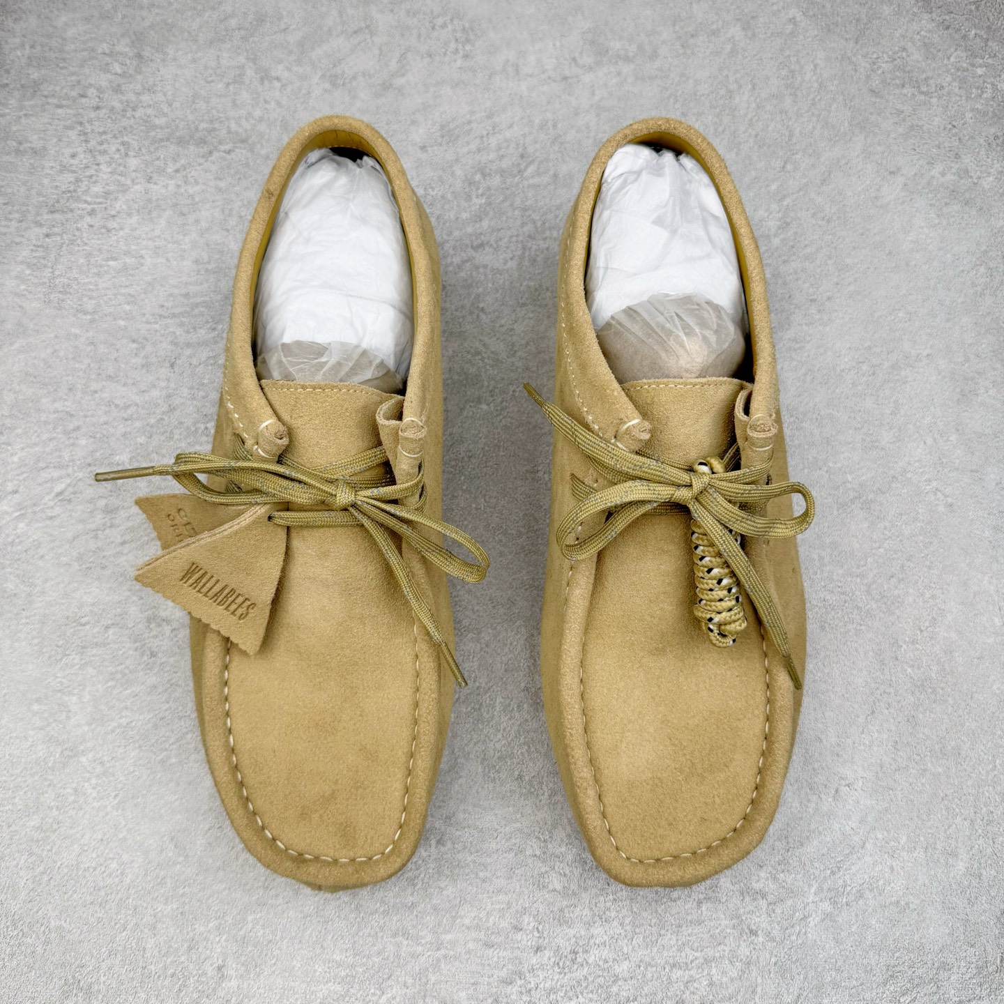 Clarks Originals WALLABEE 其乐时尚复古休闲鞋袋鼠鞋GTX男款时尚复古休闲鞋 卡其色 261792594