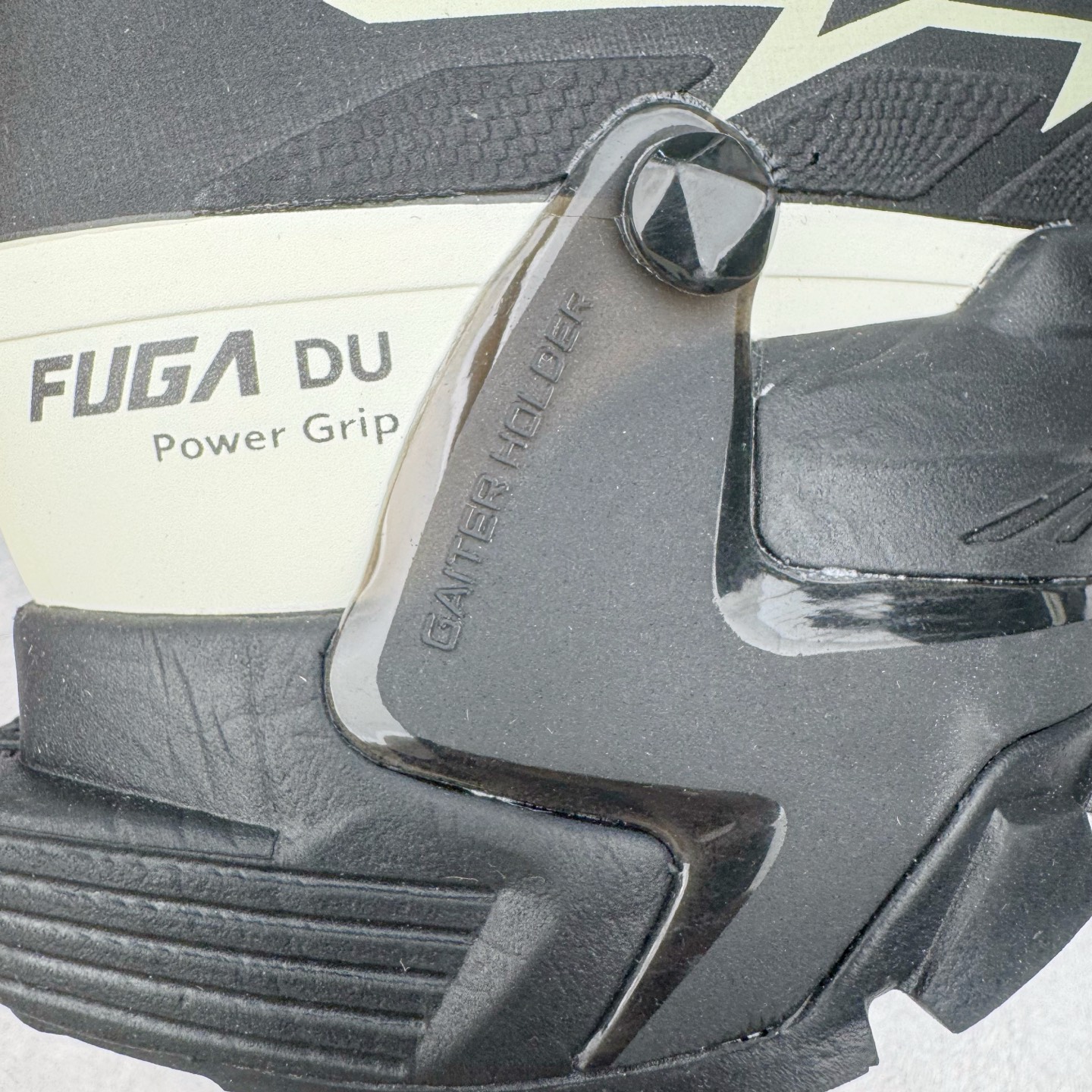  凯乐石 KAILAS FUGA DU BOA 大坡王轻越野徒步 网布TPU减震防滑透气支撑回弹 低帮 超强抓地力登山跑步鞋 男女同款 黑白 KS2433171