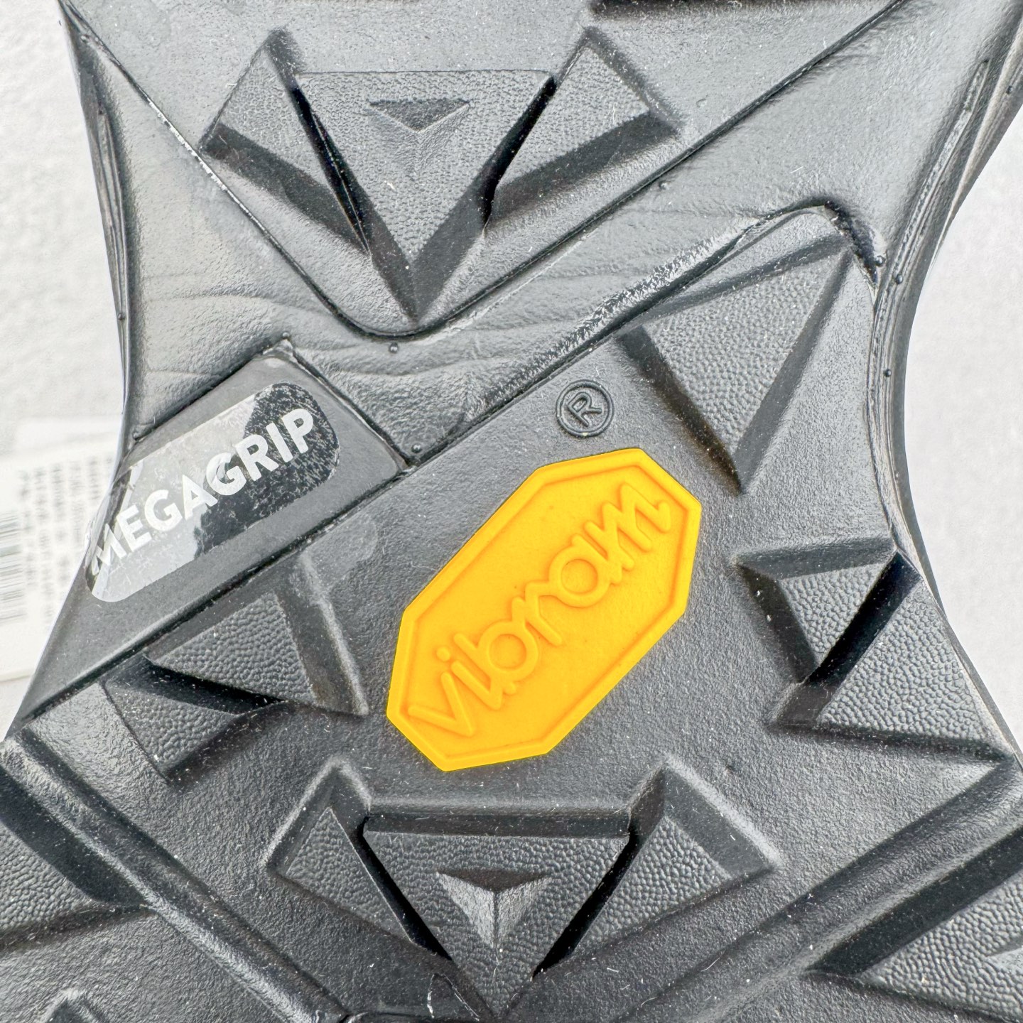  凯乐石 KAILAS FUGA DU BOA 大坡王轻越野徒步 网布TPU减震防滑透气支撑回弹 低帮 超强抓地力登山跑步鞋 男女同款 黑白 KS2433171