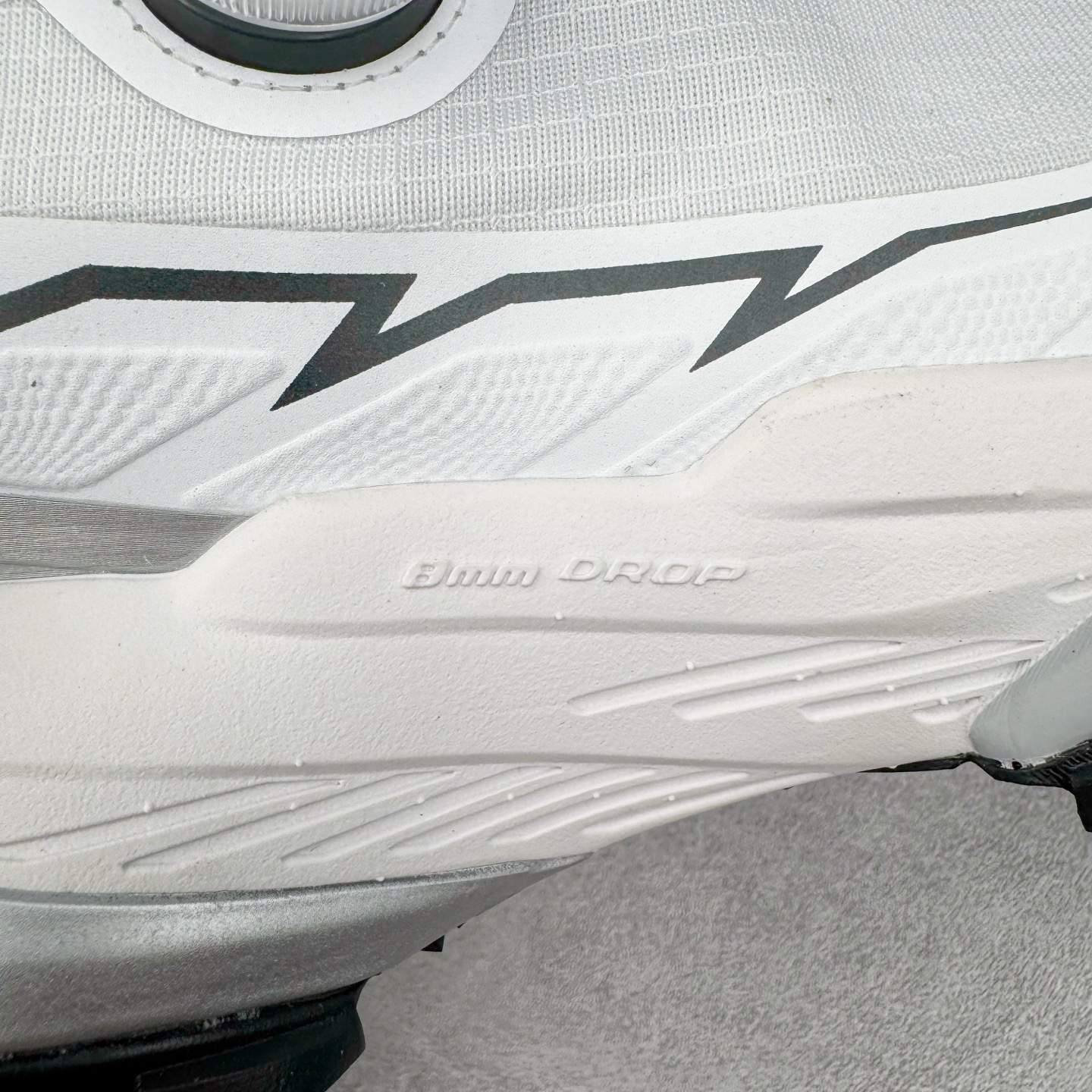 凯乐石 KAILAS FUGA DU BOA 大坡王轻越野徒步 网布TPU减震防滑透气支撑回弹 低帮 超强抓地力登山跑步鞋 男女同款 云白 KS2413107