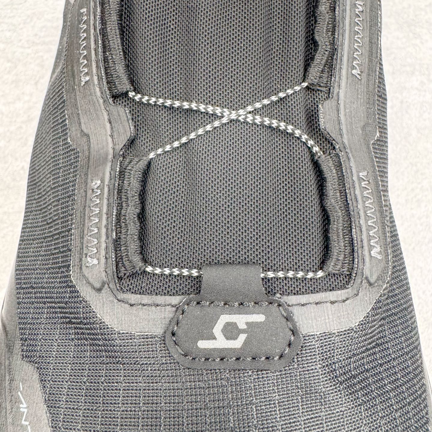 凯乐石 KAILAS FUGA DU BOA 大坡王轻越野徒步 网布TPU减震防滑透气支撑回弹 低帮 超强抓地力登山跑步鞋 男女同款 墨黑 KS2433271