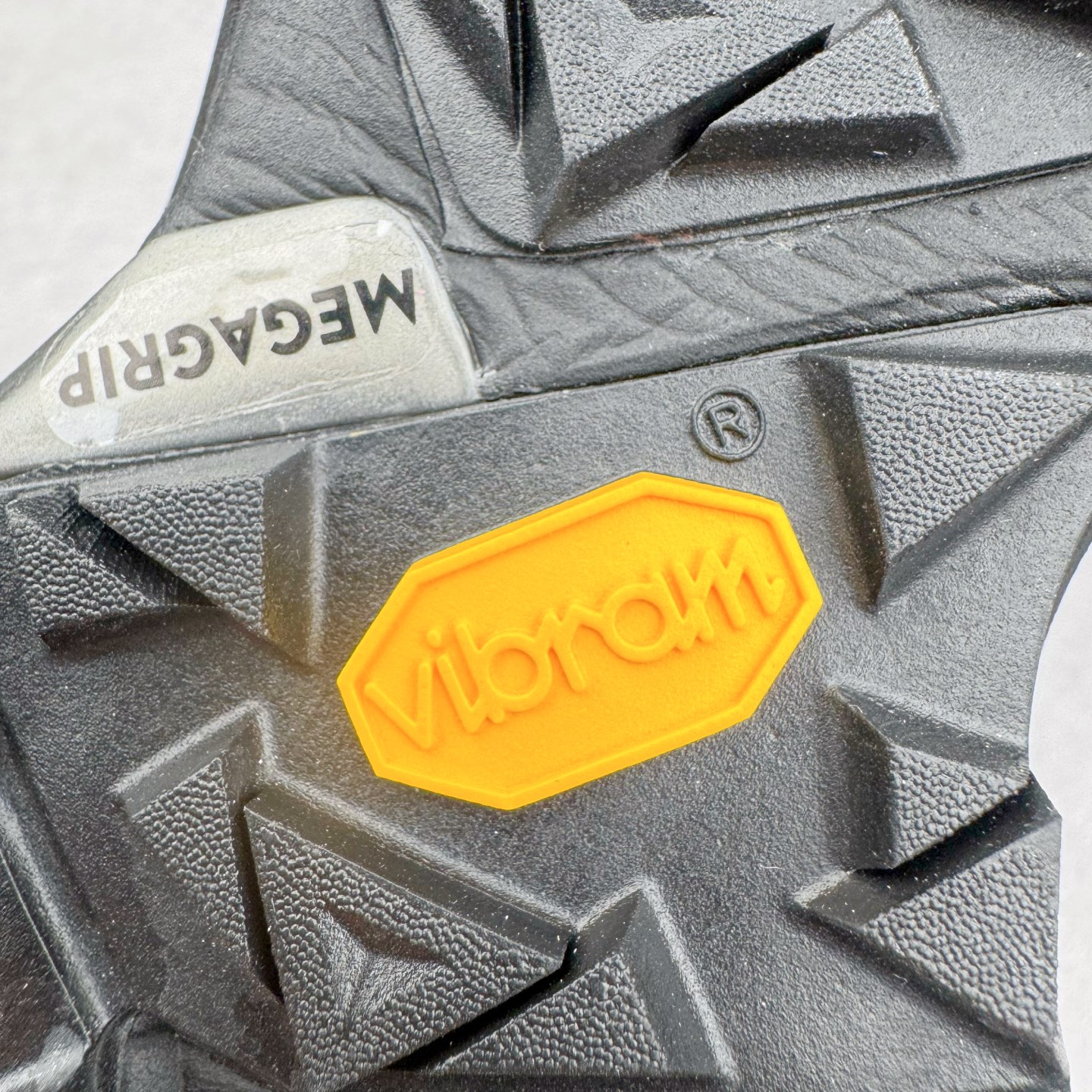 凯乐石 KAILAS FUGA DU BOA 大坡王轻越野徒步 网布TPU减震防滑透气支撑回弹 低帮 超强抓地力登山跑步鞋 男女同款 源色 KS2413140 