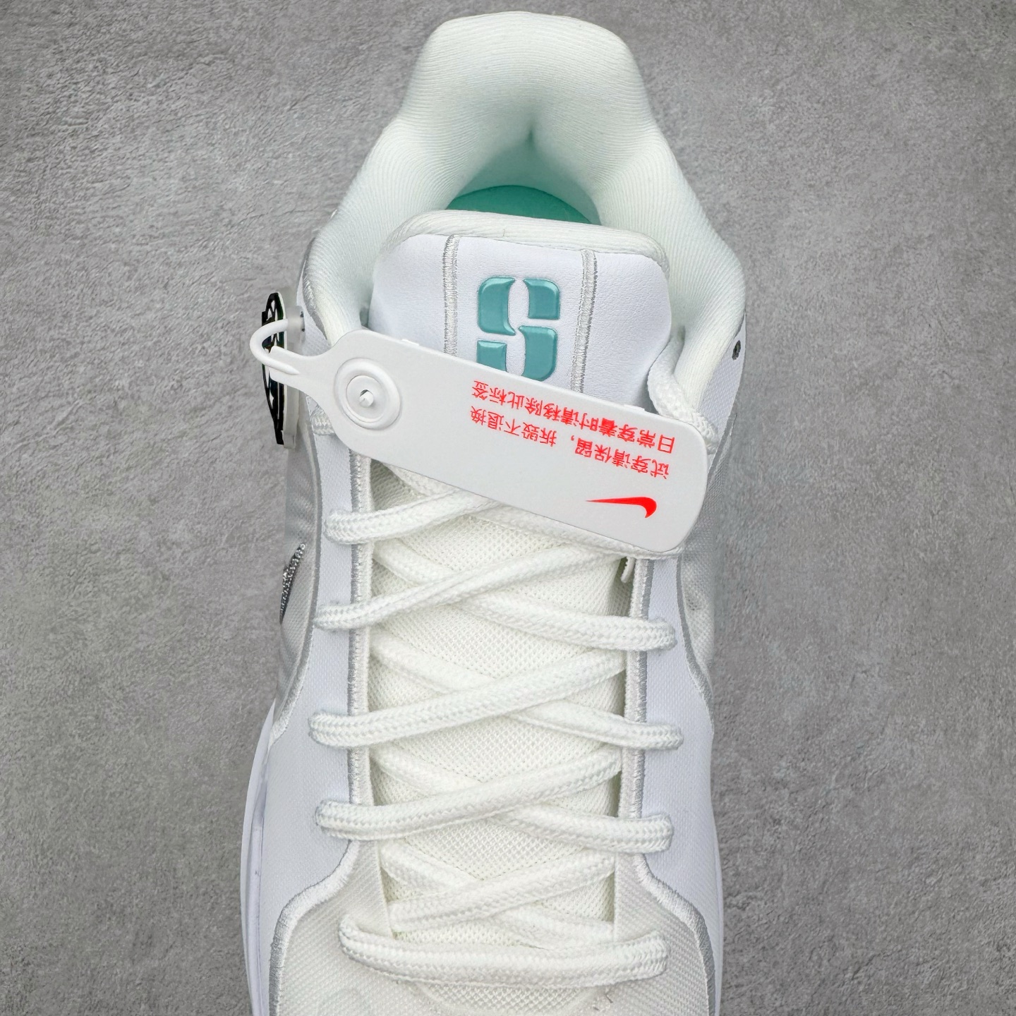 Sabrina 2 Colour Vision 低筒 萨布丽娜二代 前掌扇形zoom  后掌马蹄ZOOM气垫 篮球鞋 波鞋 男鞋  白色FZ1517-101