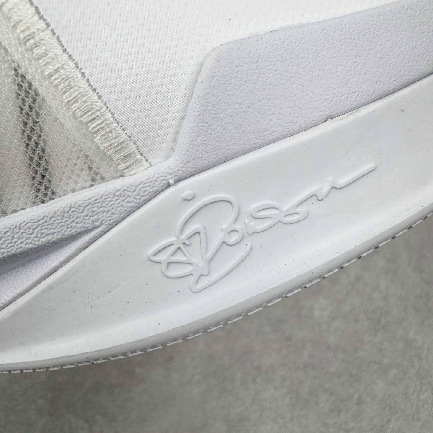 Sabrina 2 Colour Vision 低筒 萨布丽娜二代 前掌扇形zoom  后掌马蹄ZOOM气垫 篮球鞋 波鞋 男鞋  白色FZ1517-101