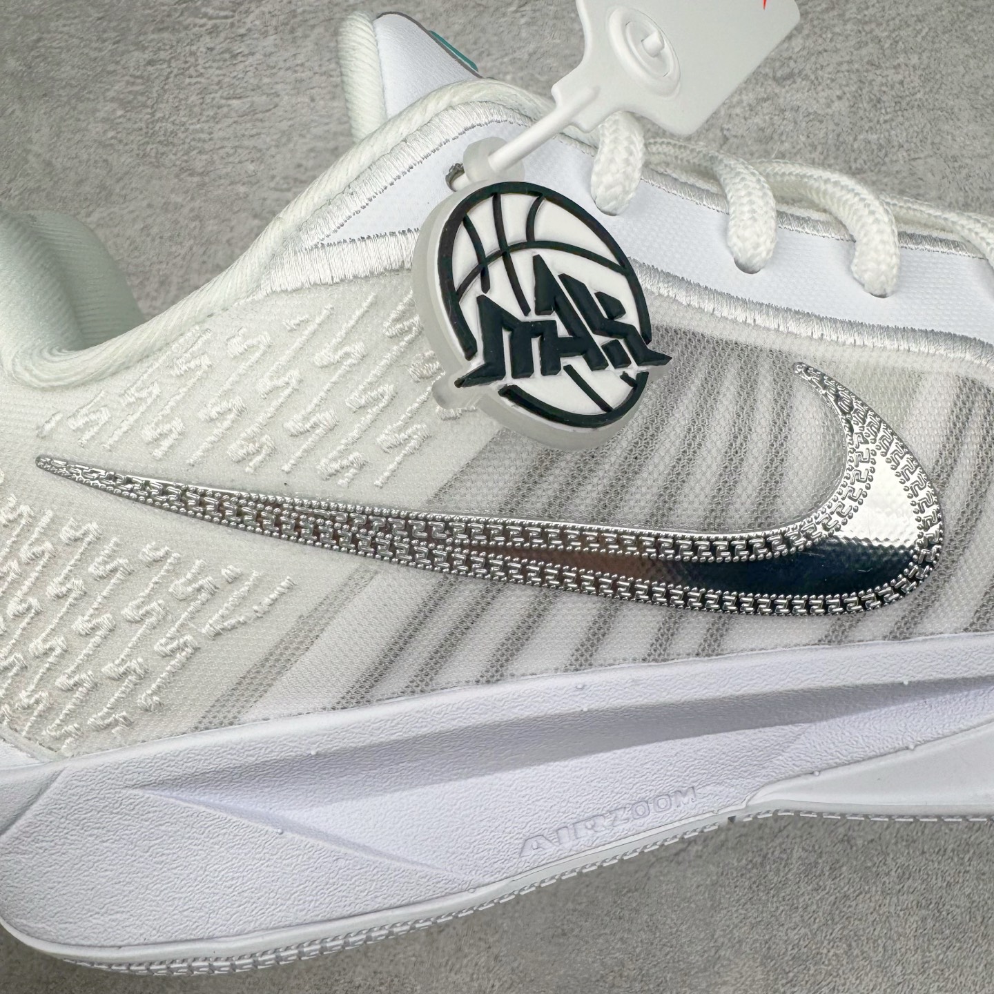 Sabrina 2 Colour Vision 低筒 萨布丽娜二代 前掌扇形zoom  后掌马蹄ZOOM气垫 篮球鞋 波鞋 男鞋  白色FZ1517-101