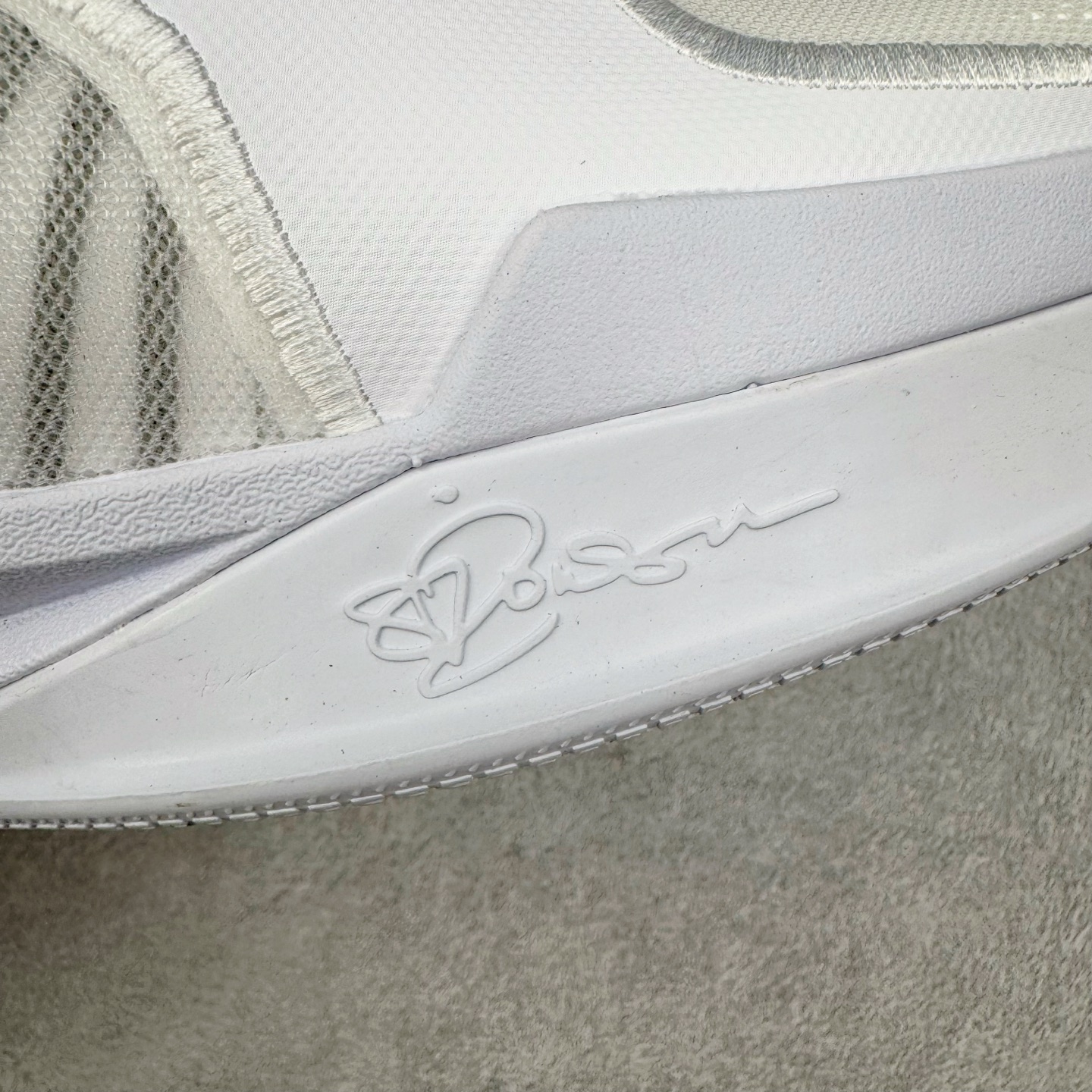 Sabrina 2 Colour Vision 低筒 萨布丽娜二代 前掌扇形zoom  后掌马蹄ZOOM气垫 篮球鞋 波鞋 男鞋  白色FZ1517-101