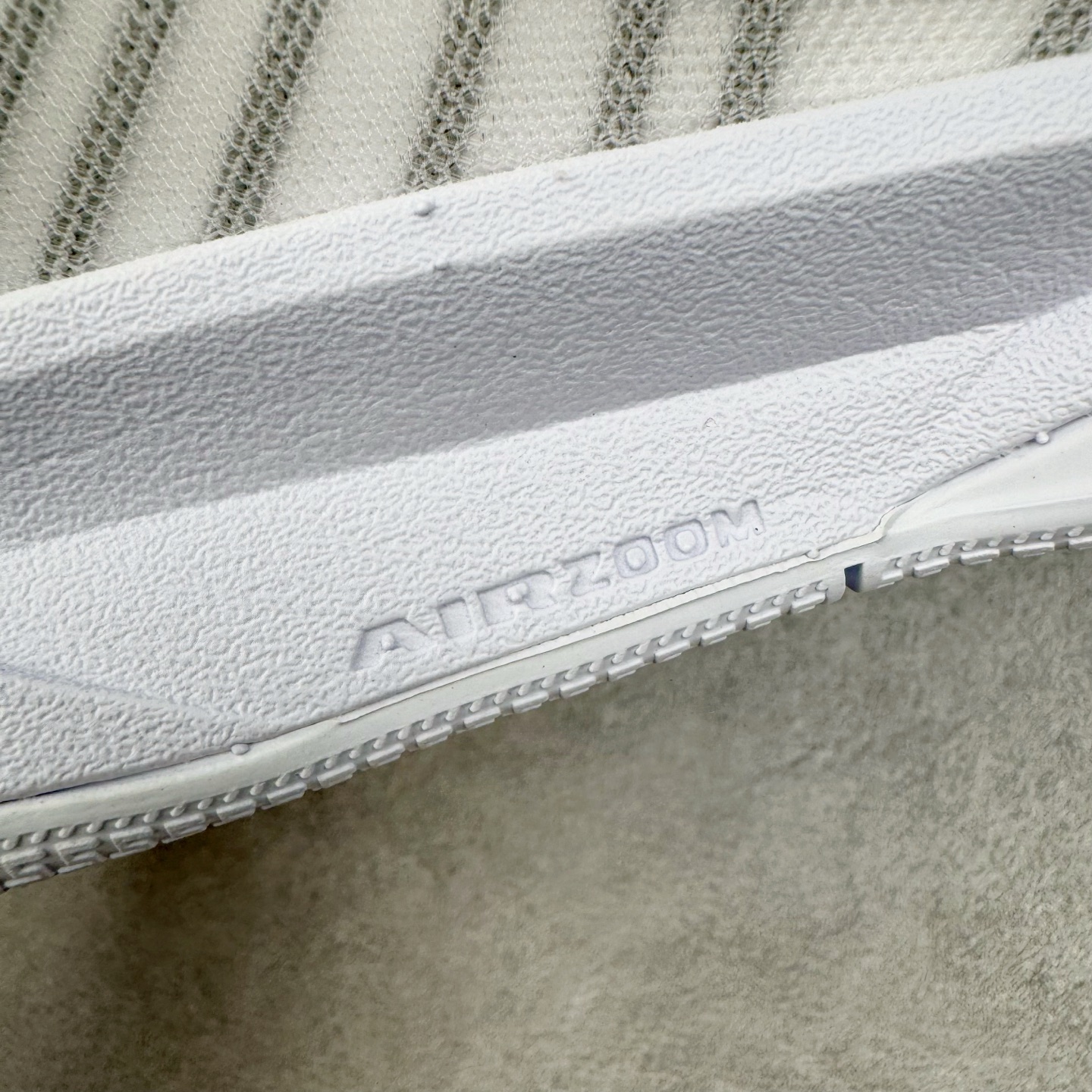 Sabrina 2 Colour Vision 低筒 萨布丽娜二代 前掌扇形zoom  后掌马蹄ZOOM气垫 篮球鞋 波鞋 男鞋  白色FZ1517-101