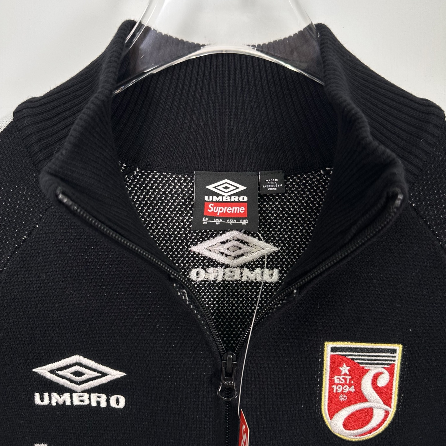 套装 Supreme Umbro 联名款 SS25 胸前刺绣logo 宽松针织毛衣 美式潮流秋衣长袖T恤 短裤 蓝色 黑色 紫色 红色  SUP-SS25-236