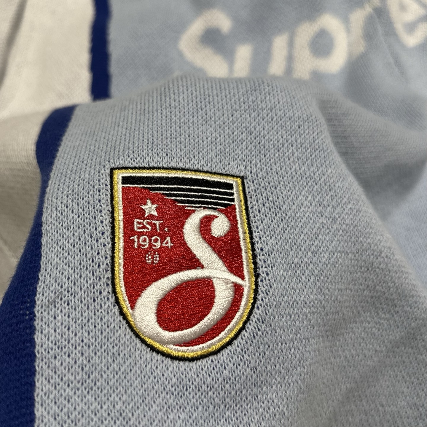 套装 Supreme Umbro 联名款 SS25 胸前刺绣logo 宽松针织毛衣 美式潮流秋衣长袖T恤 短裤 蓝色 黑色 紫色 红色  SUP-SS25-236