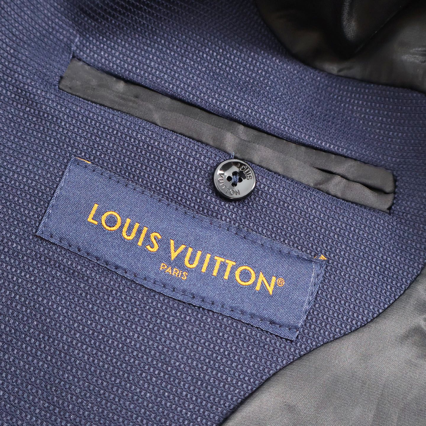 LOUIS VUITTON 路易威登  LV 纯色刺绣小香风  外套 夹克 卫衣 长袖 藏蓝色C0 1AHVGK