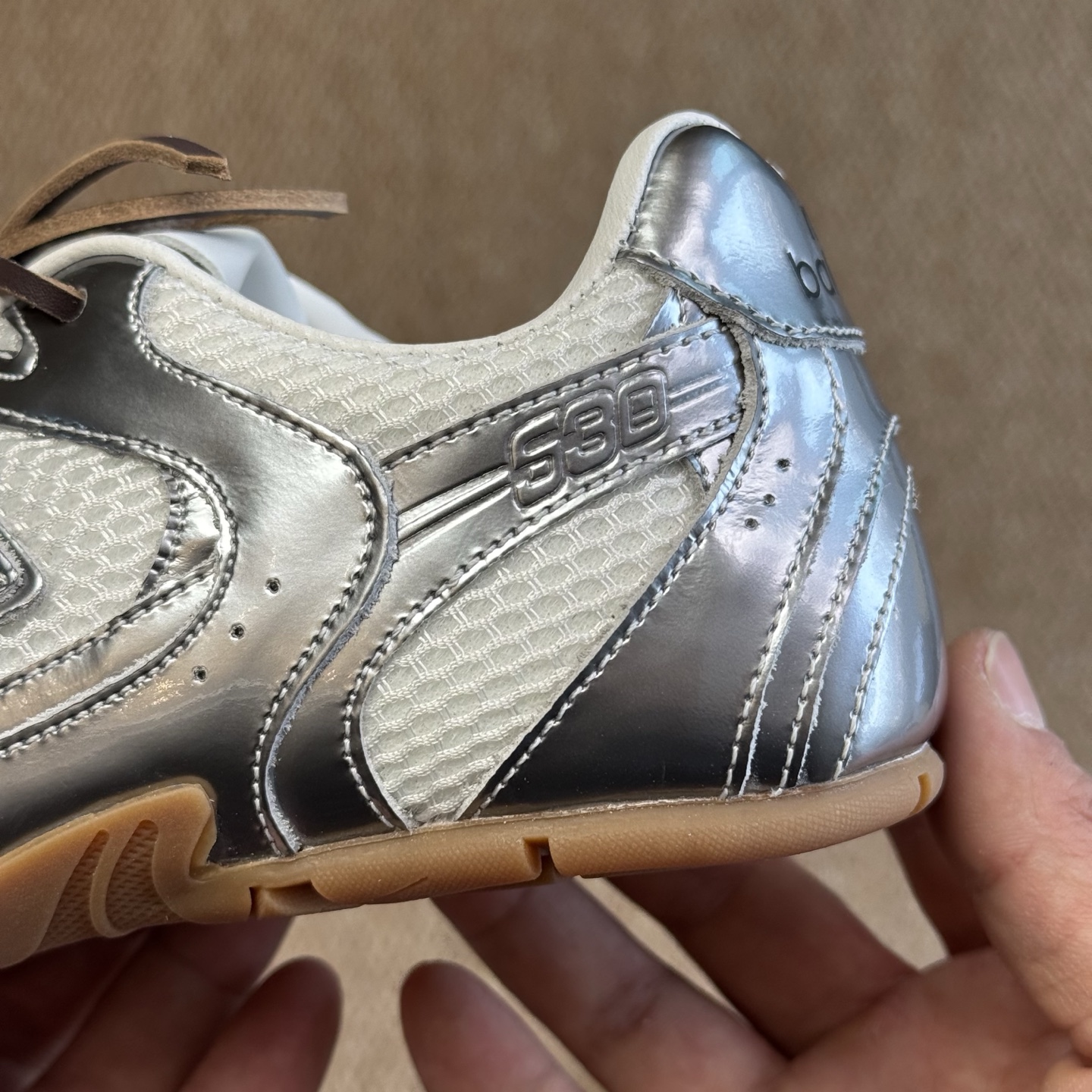 缪缪Miumiu x New Balance NB530 低筒 平底 复古跑鞋 休闲鞋 板鞋 运动鞋  女鞋 波鞋  液态银 5E165E_3L90_F0118_F_BD05