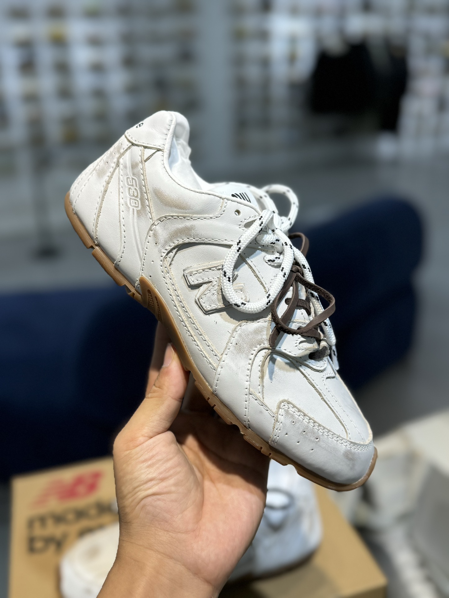 缪缪Miumiu x New Balance NB530 低筒 平底 复古跑鞋 休闲鞋 板鞋 运动鞋  女鞋 波鞋  白色 5E165E_3F33_F0009_F_D005