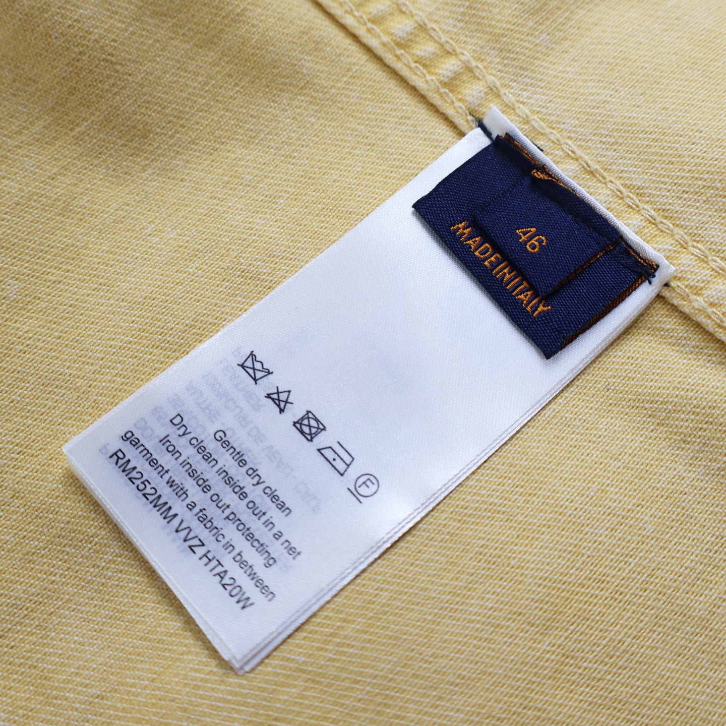 LOUIS VUITTON 路易威登  LV 压花浮雕口袋  牛仔 外套 夹克 卫衣 长袖 淡黄色 1AHUXX