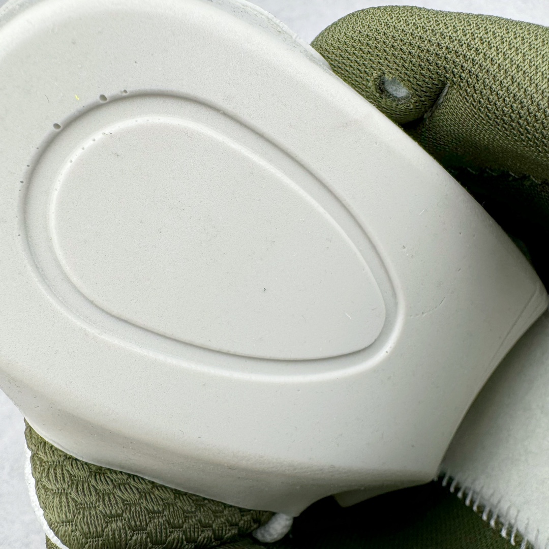 BV Orbit Runner 葆蝶 低筒 时尚舒适 老爹鞋 生活休闲鞋 板鞋 波鞋 泥土棕色B5 755915V2X402848