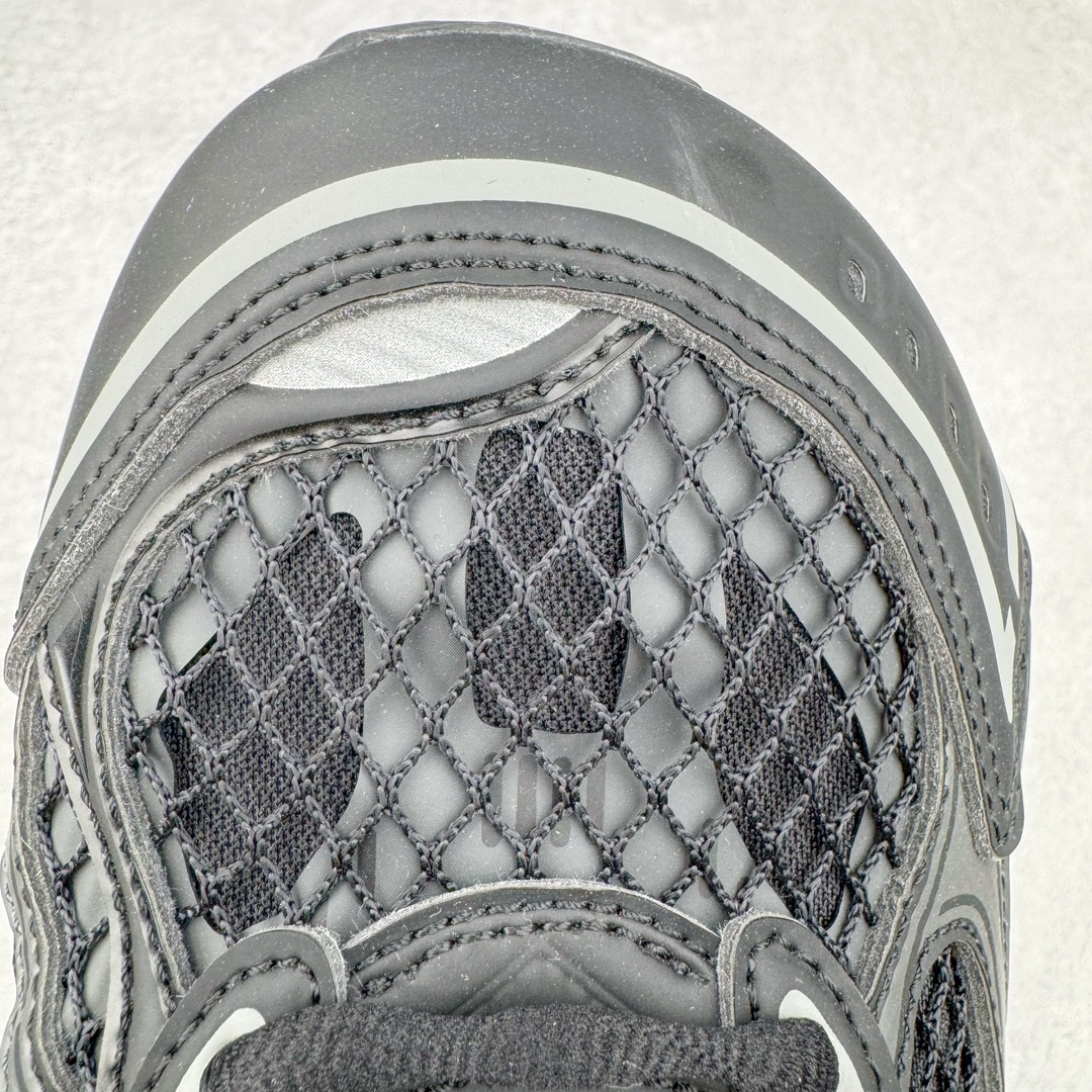 BV Orbit Runner 葆蝶 低筒 时尚舒适 老爹鞋 生活休闲鞋 板鞋 波鞋 黑武士B5 741357V2X401000