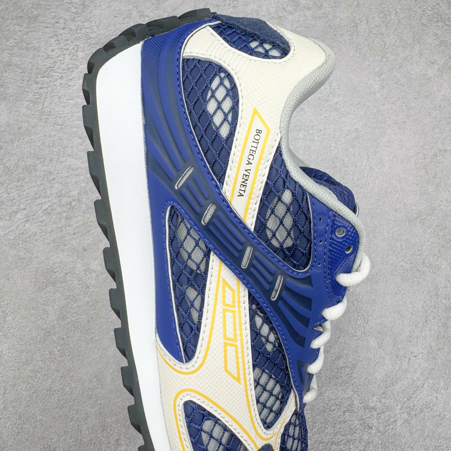 BV Orbit Runner 葆蝶 低筒 时尚舒适 老爹鞋 生活休闲鞋 板鞋 波鞋 蓝色B5 816635V55B04058