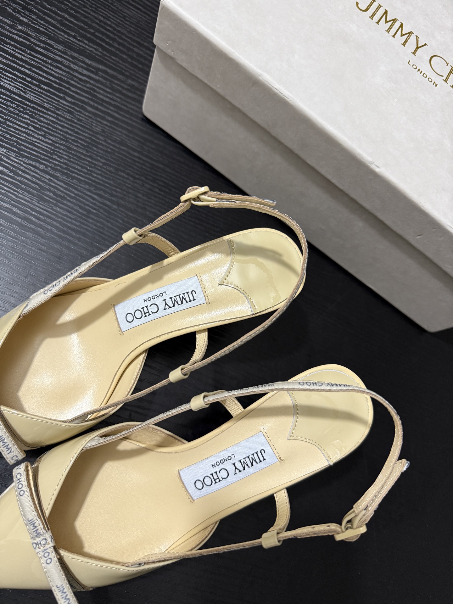  JIMMY CHOO JC 尖头 女士休闲鞋 高跟鞋 漆皮 女款 6.5CM 乳酪色B5 CAMILA65JGW122017