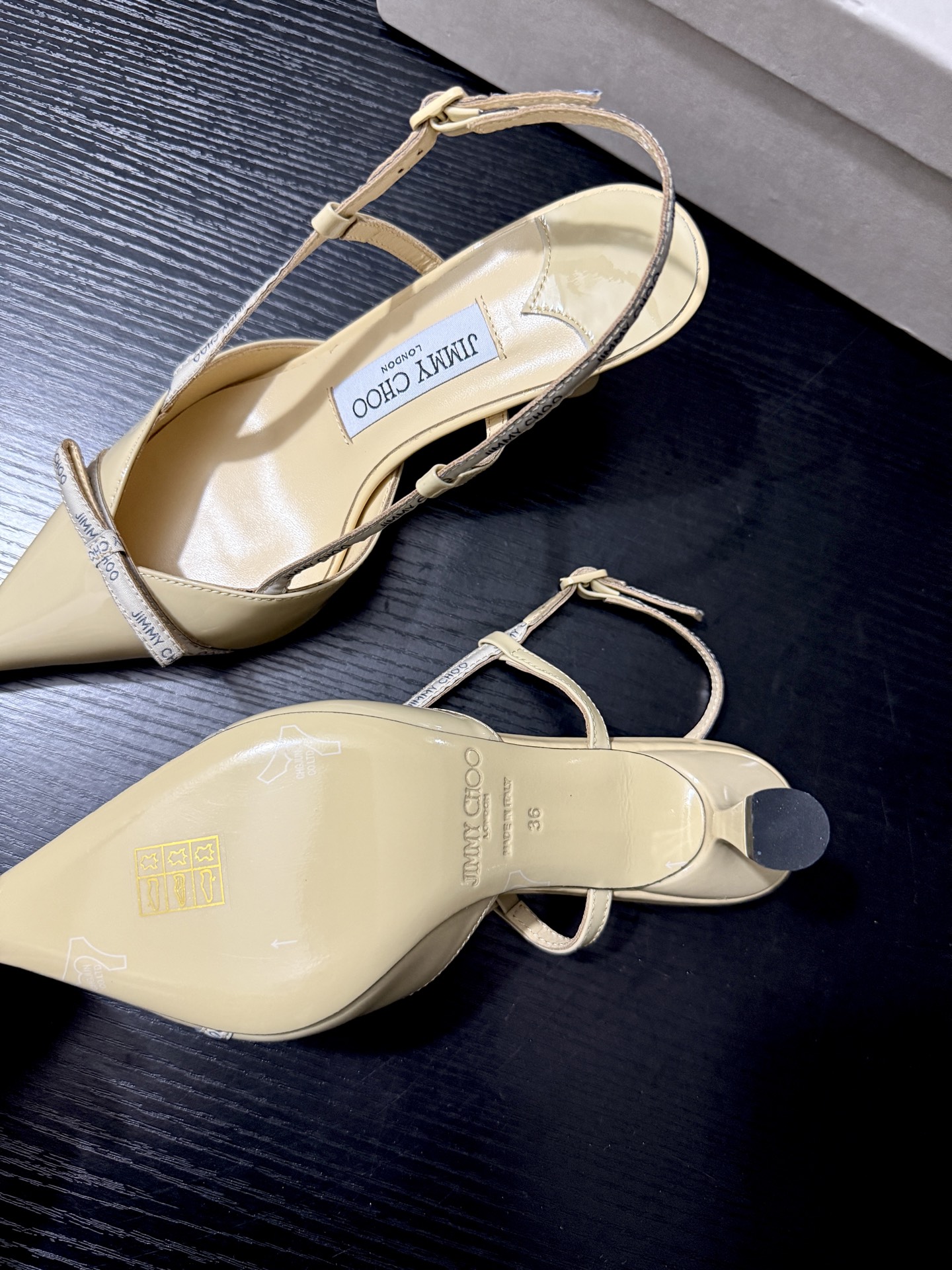  JIMMY CHOO JC 尖头 女士休闲鞋 高跟鞋 漆皮 女款 6.5CM 乳酪色B5 CAMILA65JGW122017
