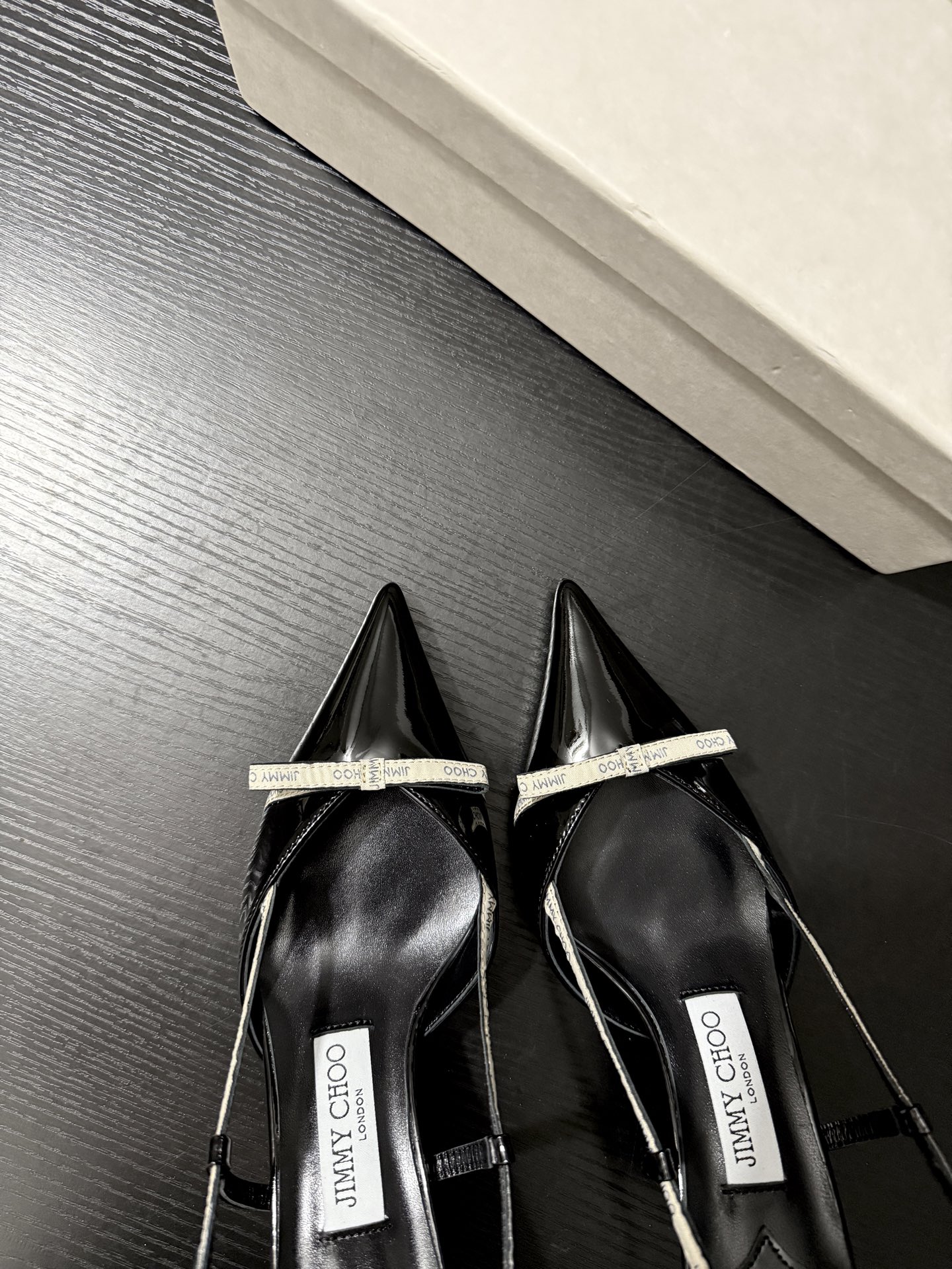 JIMMY CHOO JC 尖头 细跟 女士休闲鞋 高跟鞋 漆皮 女款 6.5CM 黑色B5 CAMILA65JGW BLACKBUTTER