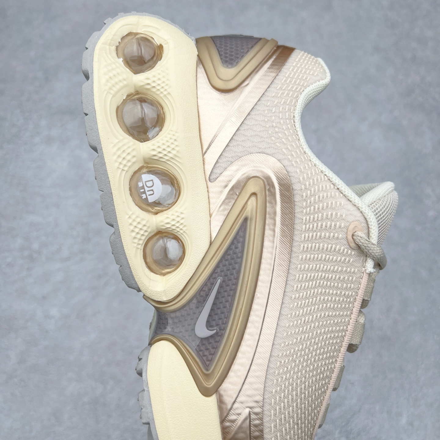 Air Max ND系列  低筒 跑步鞋 运动鞋 男鞋 女鞋 波鞋 米色 HV4861-200