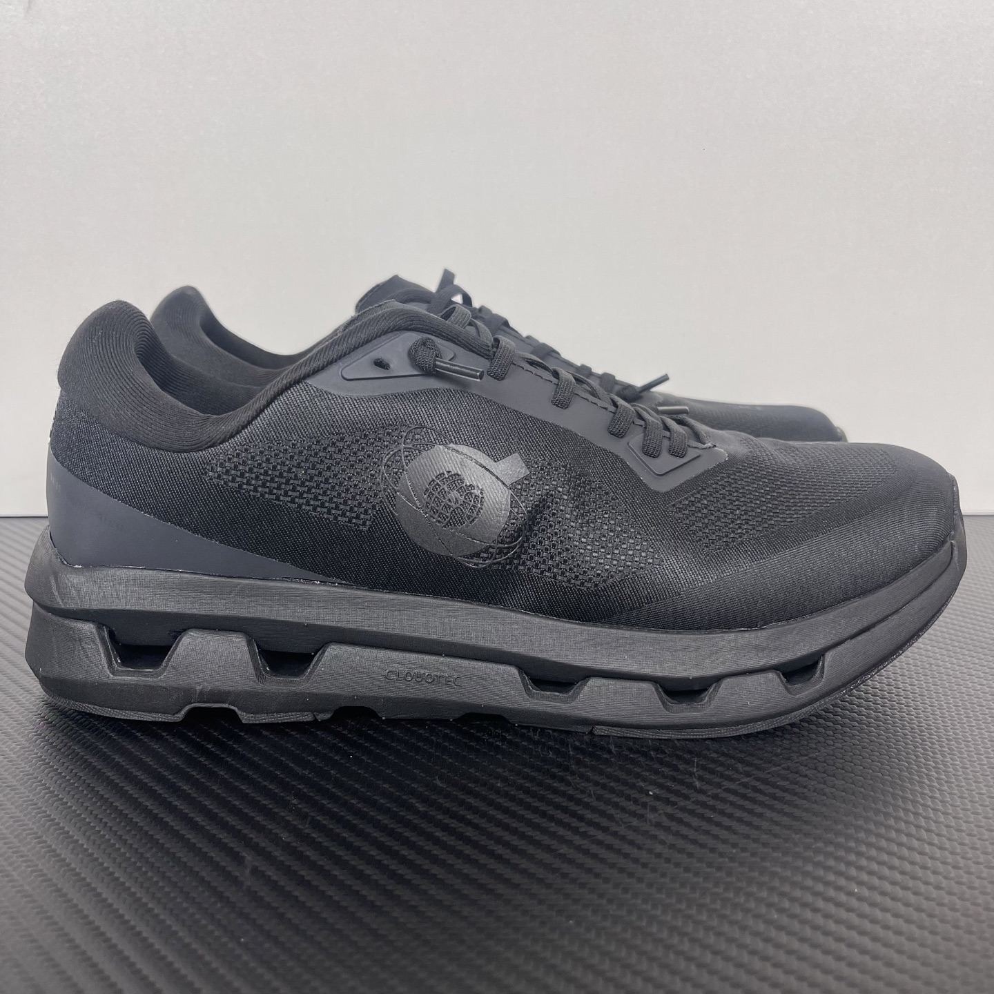  KITH 0n昂跑 Cloudzone 低筒 时尚舒适防滑耐磨  波鞋 跑步鞋 女款 男款 黑色B0 3MF11130485