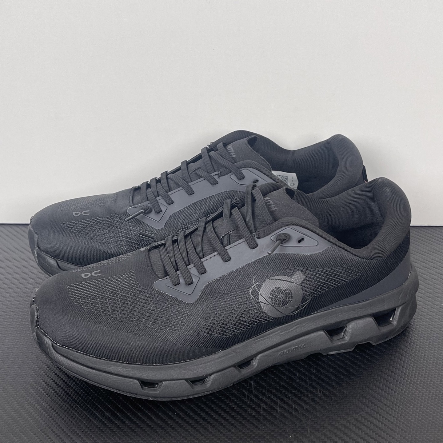  KITH 0n昂跑 Cloudzone 低筒 时尚舒适防滑耐磨  波鞋 跑步鞋 女款 男款 黑色B0 3MF11130485