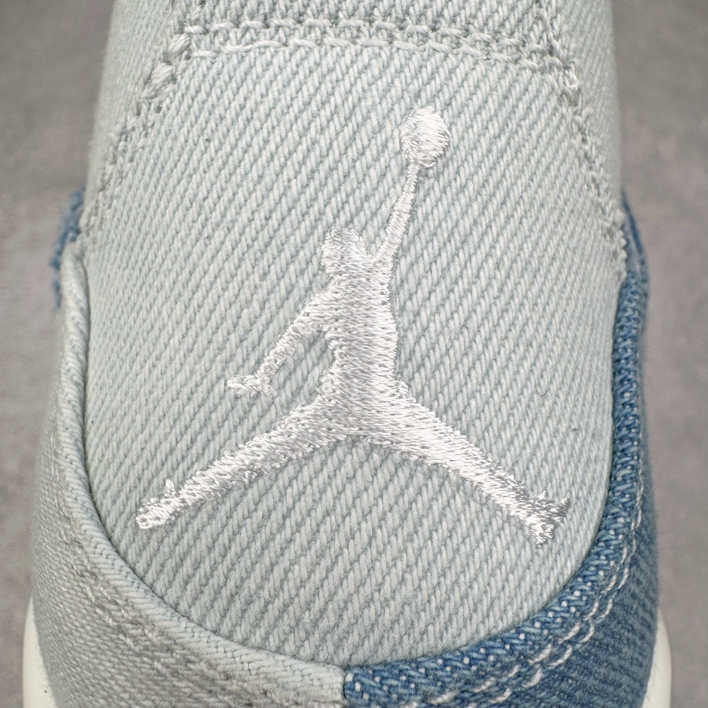  Air Jordan AJ4 低筒 男鞋 女鞋 耐磨透气 籃球鞋 板鞋 波鞋B5  灰蓝牛仔 IB6716-100