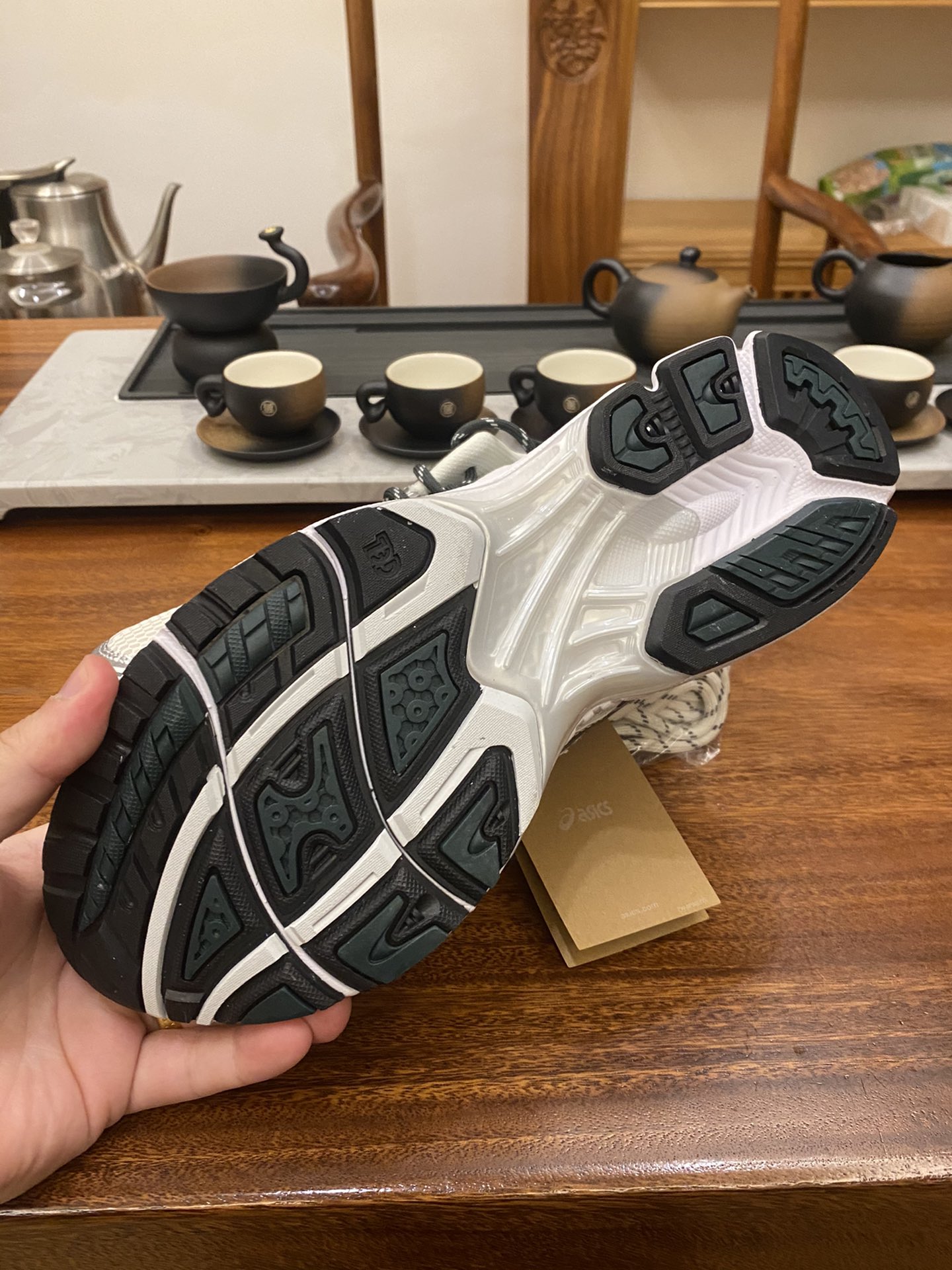 新版KITH ASICS GEL-KAYANO K14 亚瑟士  低筒 减震 户外 运动鞋 跑步鞋  休闲鞋 板鞋 男女同款  银米黑 1203A566-100