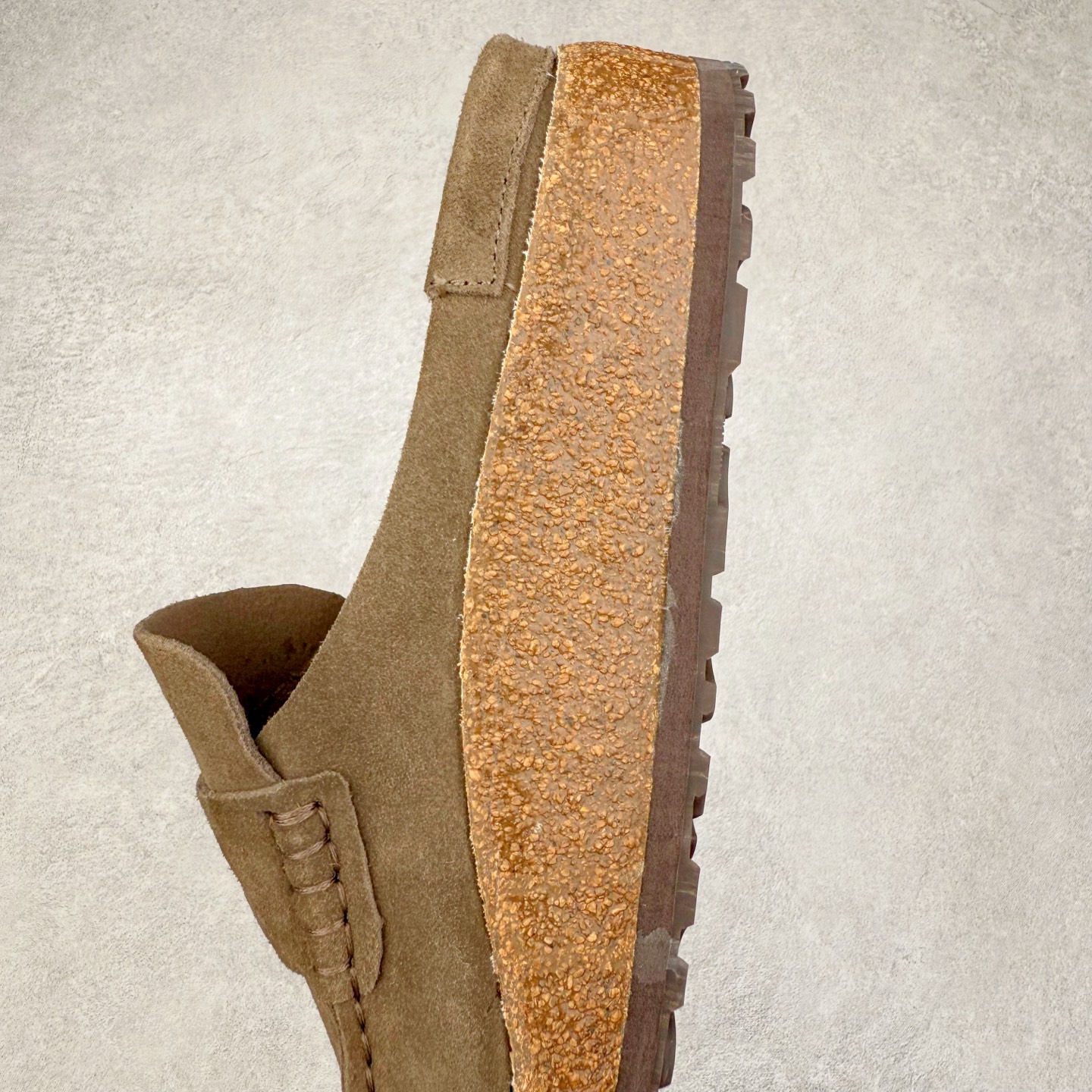  Birkenstock Naples 勃肯 绒面 舒适圆头百搭增高厚底 包头拖鞋 男女同款 灰褐色 1025017