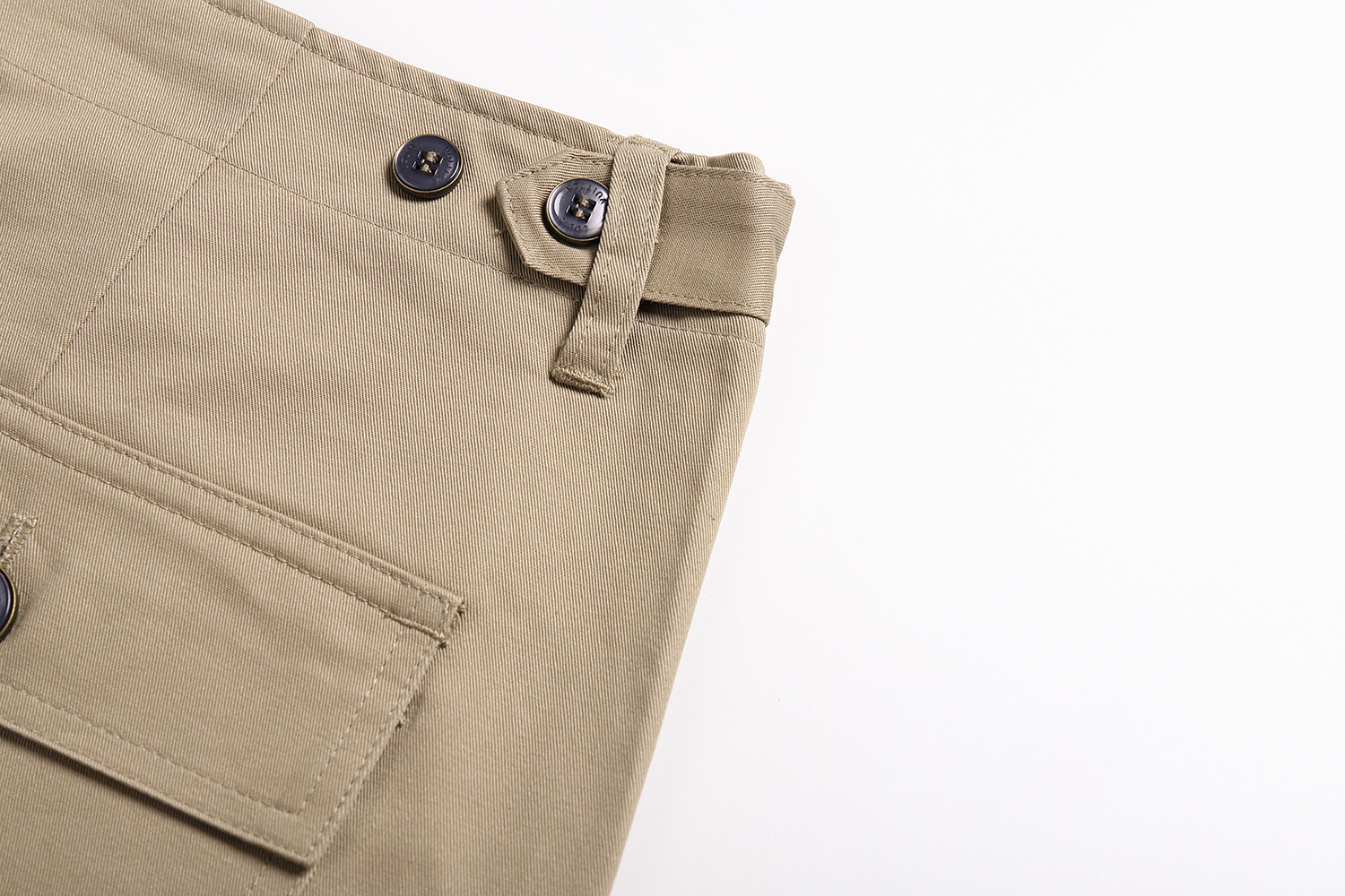 LOUIS VUITTON 路易威登 LV 贴标logo  短裤  休闲裤 裤子 五分裤 卡其A5 1AHDD7