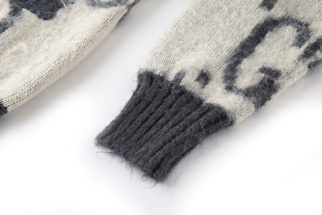 GUCCl 古驰 双面提花马海毛开衫 V领 外套 纯色 斜纹 尖领 长袖 凤搂B5 635160-XKBK2-9260