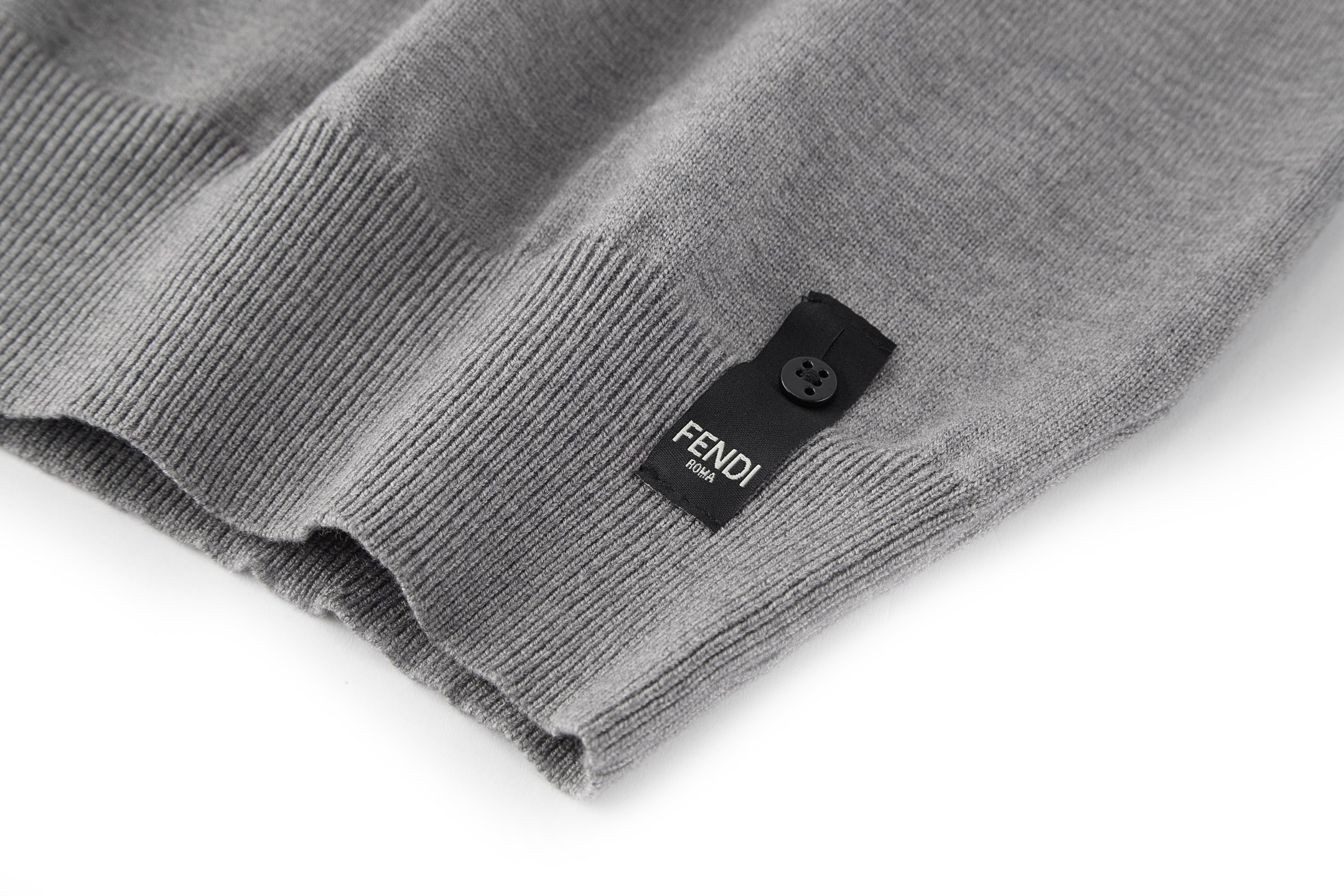 FENDI 芬迪 双F打底针织毛衣 外套 长袖 保暖 灰色 绿色 黑色 FZX091ATMVF0UU0