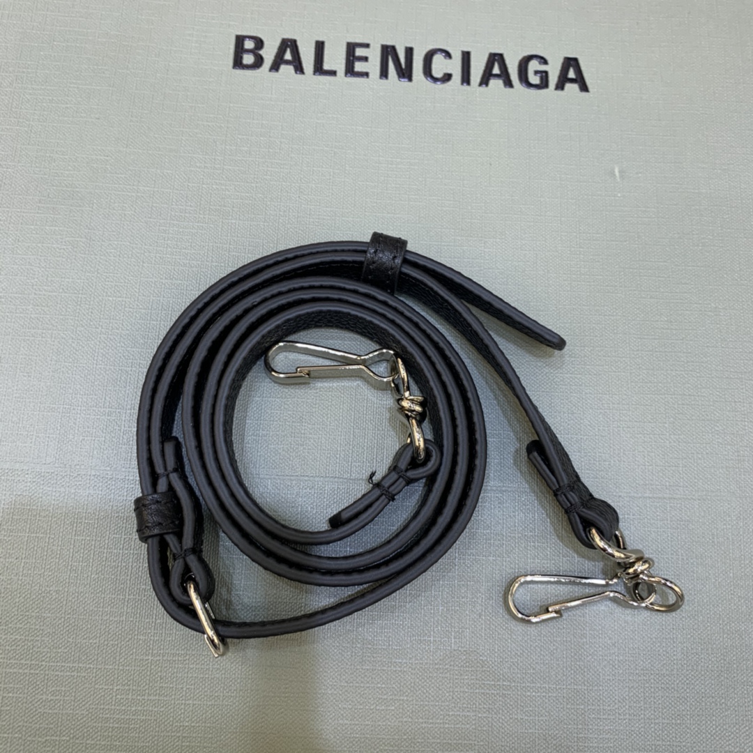 Balenciag Tote 巴黎世家 托特 皮革 牛皮 时尚 手机包 单肩包 斜跨 手提包 腰包 男女同款 黑色 551812D6W2N1000/551810-K9HBN-1090/551815D6W2N1000