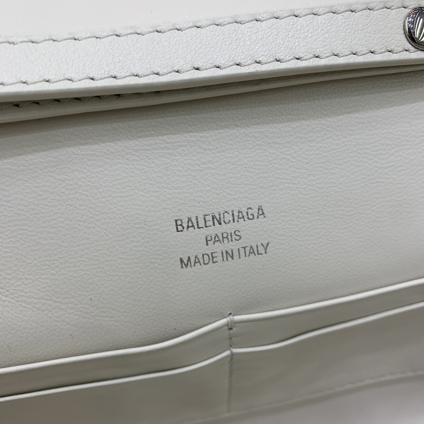 Balenciag  Bel Air 巴黎世家 皮革 牛皮 时尚 手机包 单肩包 斜跨 手提包 腰包 男女同款  六色 